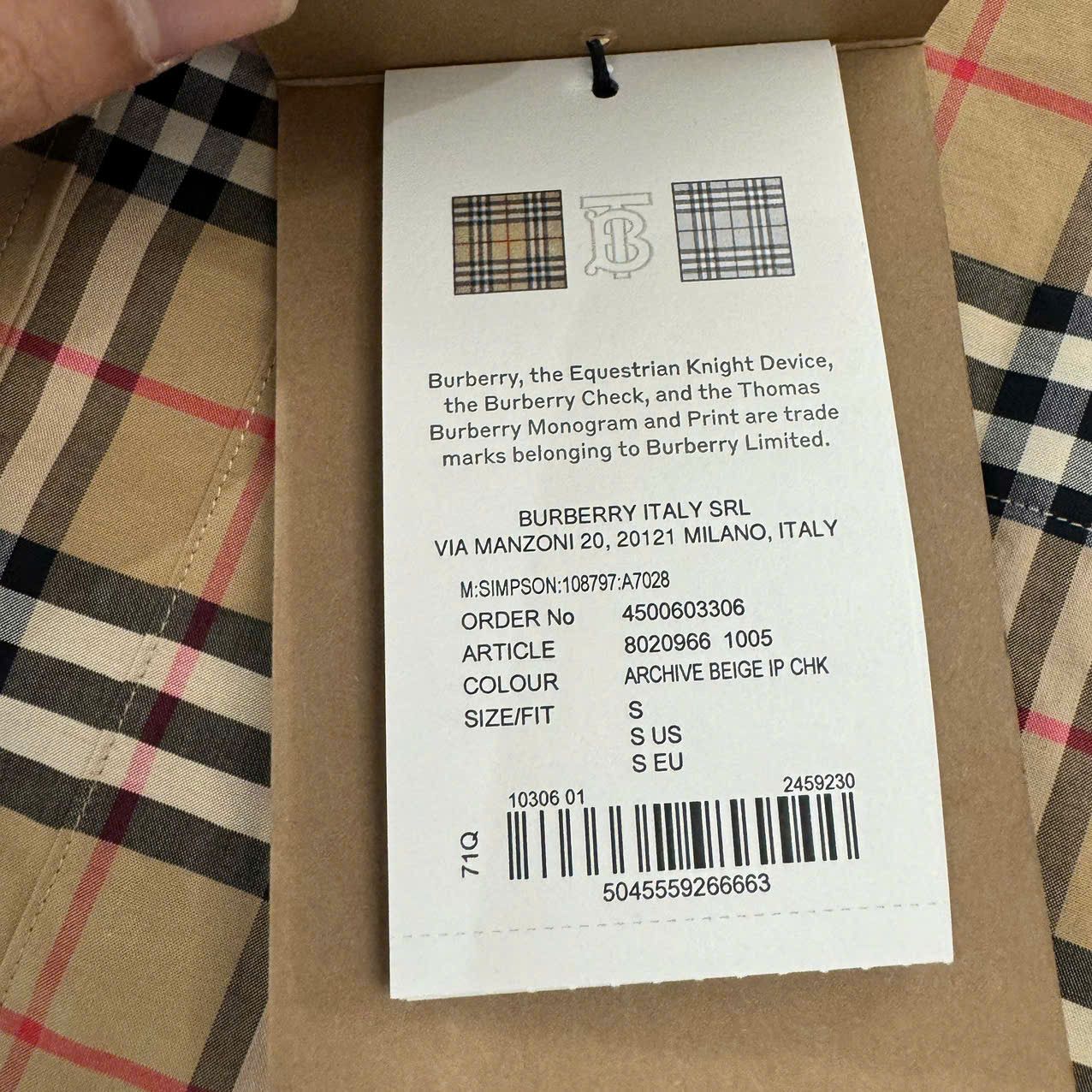 Burberry BURBERRY Vintage Long Shirt Size US S / EU 44-46 / 1 - 14 Thumbnail