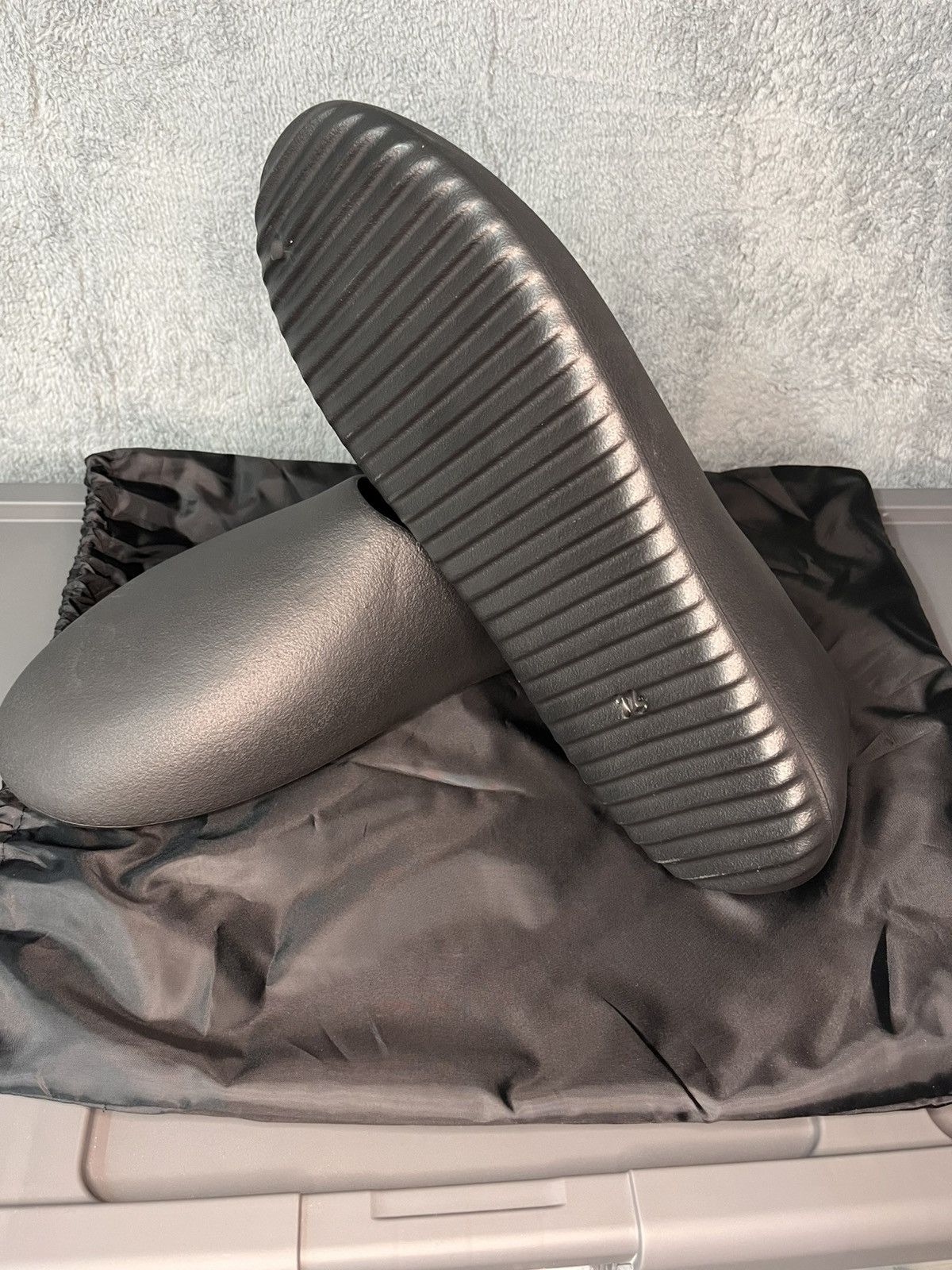Yeezy New Yeezy Season Slip On Size US 14 / EU 47 - 3 Thumbnail