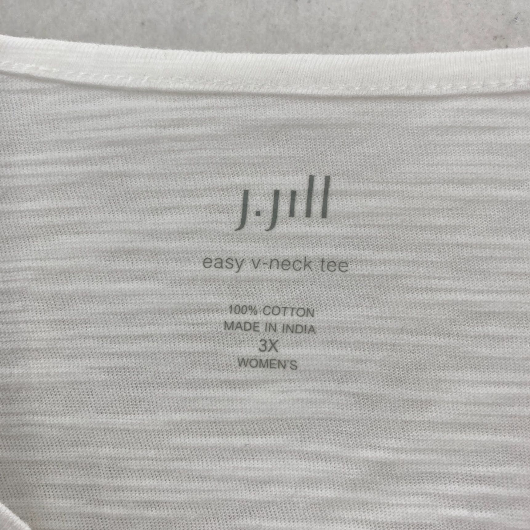 J. Jill J. Jill Easy V-Neck Tee Women's Plus 3X White Slub Knit Short Sleeve Lagenlook Shirt Women 3X White Slub Knit V-Neck Tee Size 40" / US 18 - 4 Thumbnail