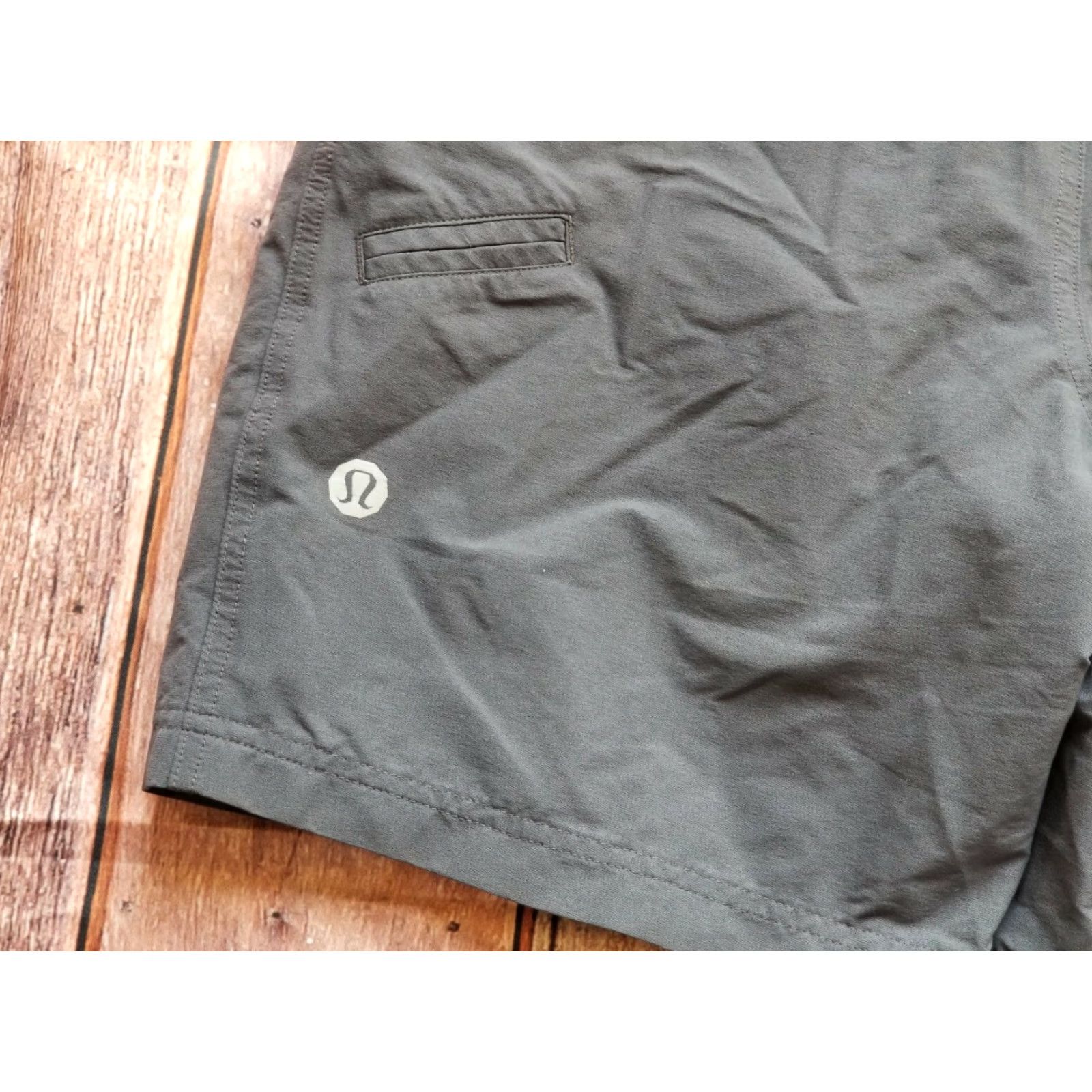 Lululemon Lululemon Mens 32 Kahuna Comic Strip Chino Shorts Solid Charcoal Gray Size US 32 / EU 48 - 2 Thumbnail
