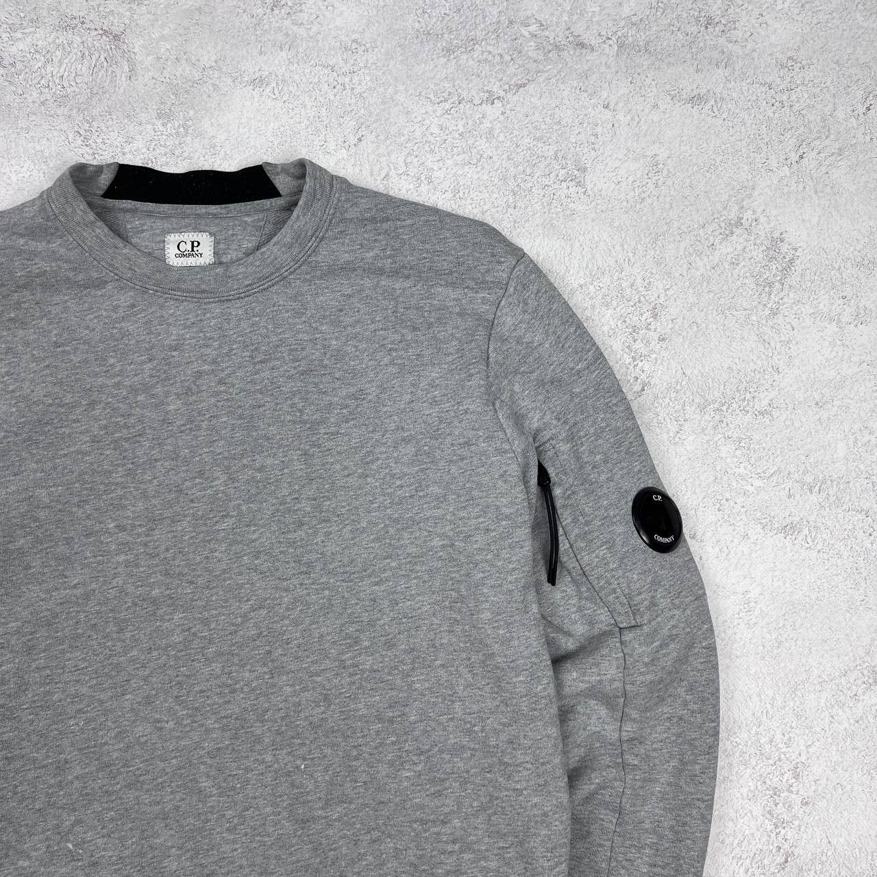 C.P. Company C.P. Company Grey Crew Neck Sweatshirt Arm Lens Logo Detail Size US S / EU 44-46 / 1 - 4 Thumbnail