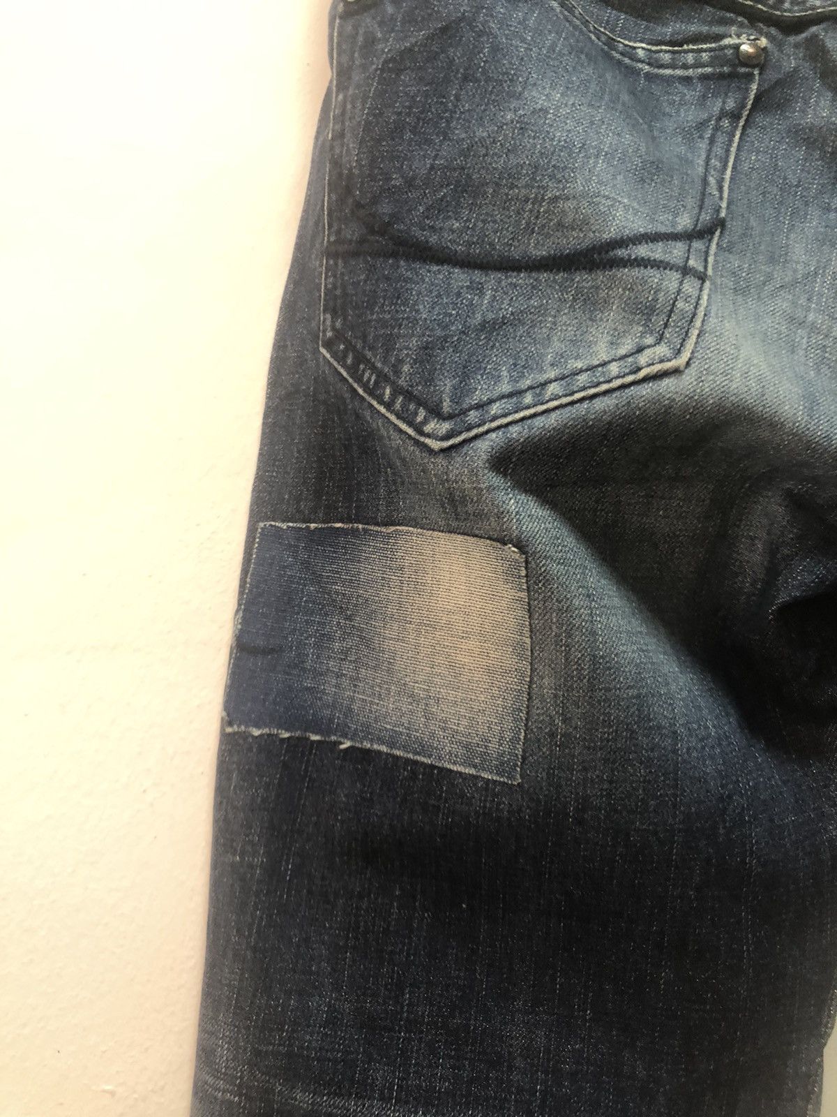 FACTOTUM FACTOTUM Denim Pants Patch Distressed Style Japan Made Size US 29 - 9 Thumbnail