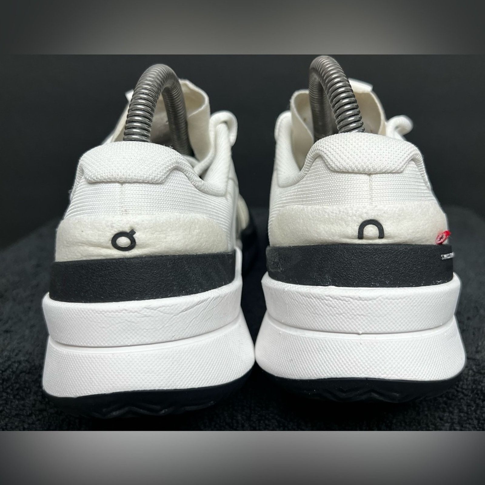 On On The Roger Pro 2 Women’s 7.5 White Tennis Pickleball Shoes Size US 7.5 / IT 37.5 - 6 Thumbnail