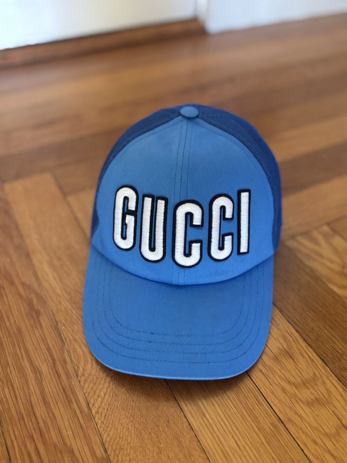 Gucci Blue Gucci Spellout Logo Hat Size ONE SIZE - 1 Thumbnail
