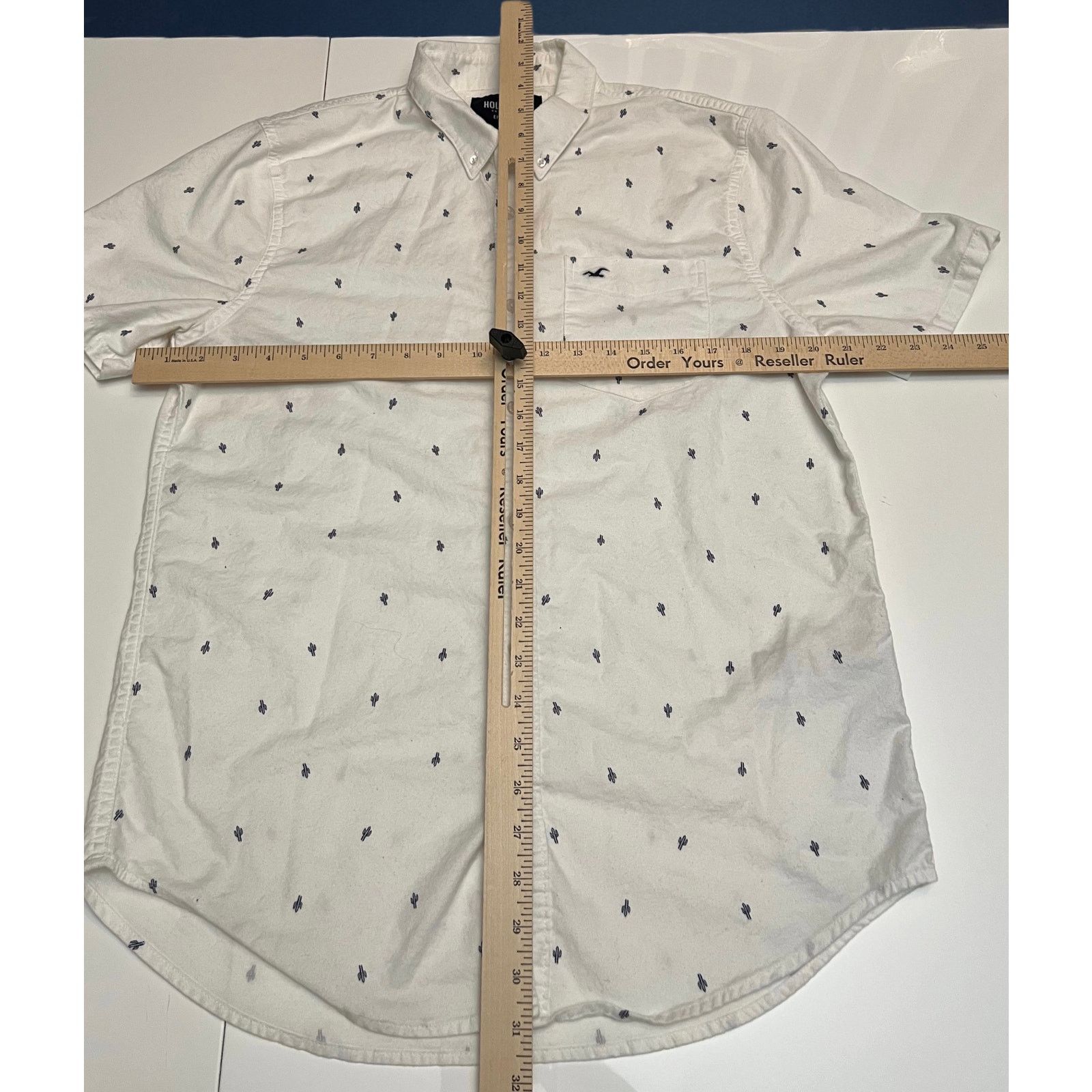 Hollister Hollister Button Up Cactus Print White Short Sleeve Shirt Size US M / EU 48-50 / 2 - 5 Thumbnail