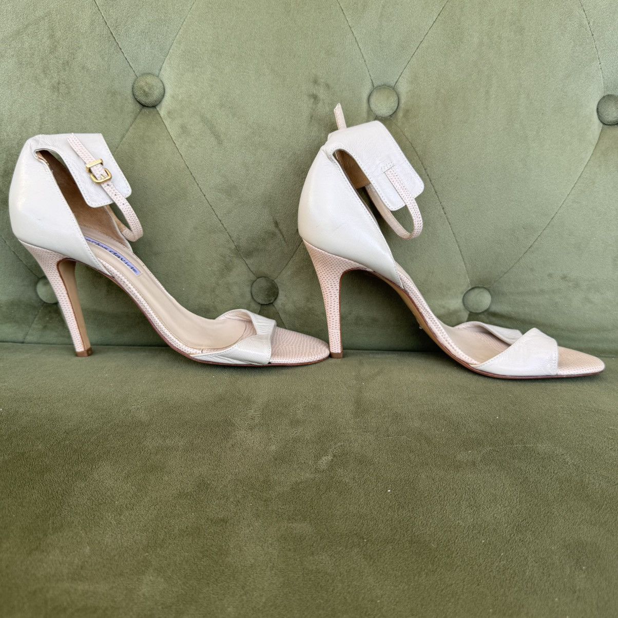 Other CHARLES DAVID Women's Camomile Pump size 9 B Size US 9 / IT 39 - 4 Thumbnail