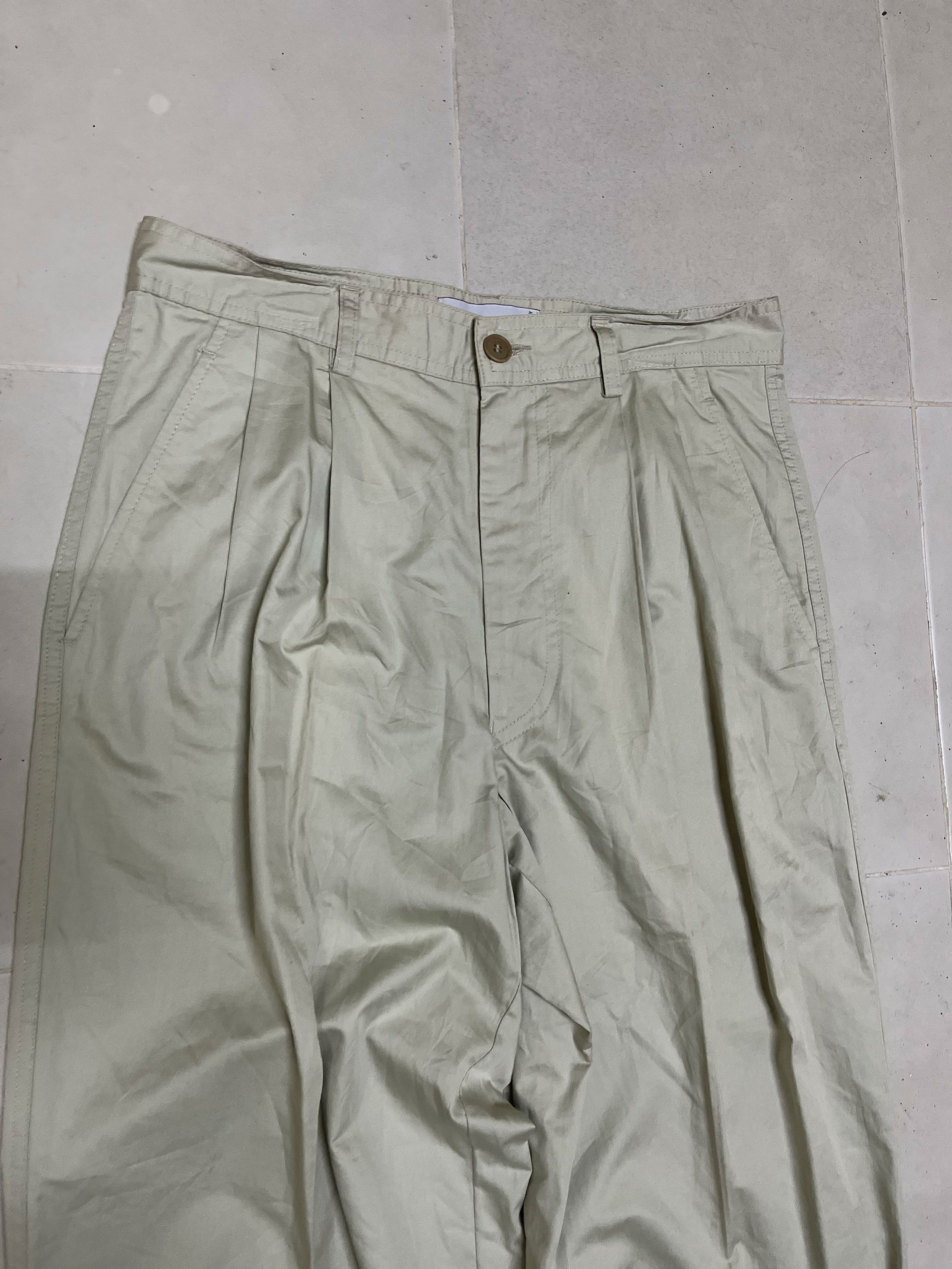 Iceberg Iceberg Lips Kiss Pleated Trousers Size US 30 / EU 46 - 2 Thumbnail