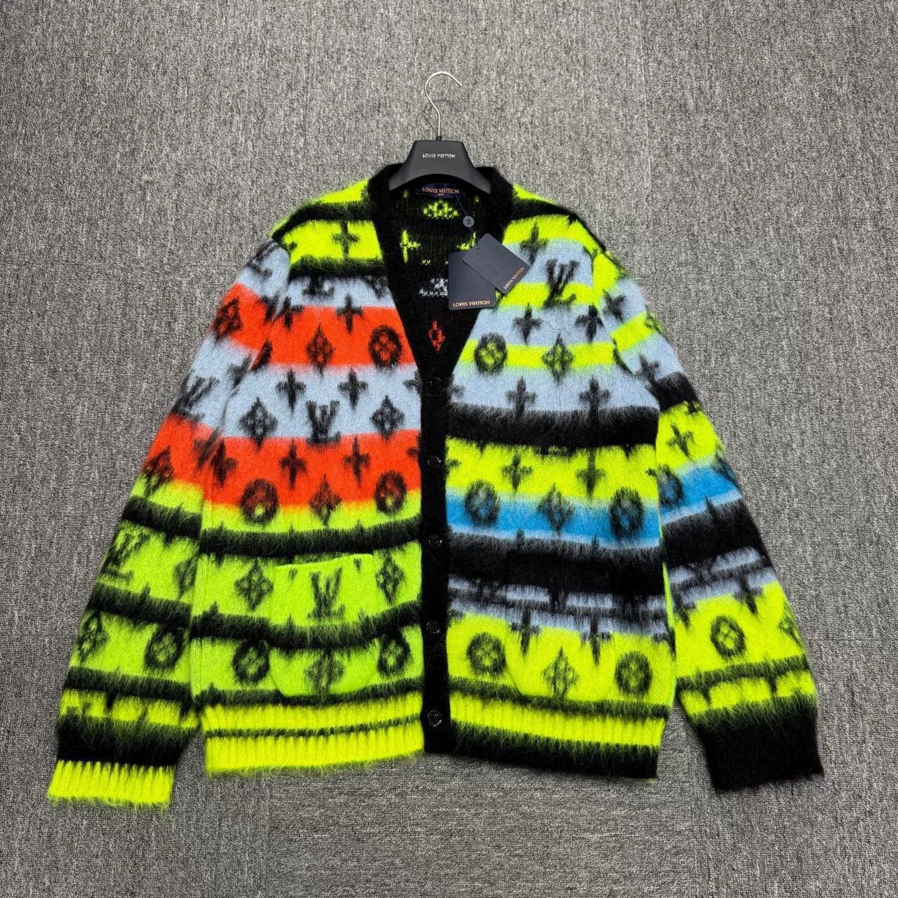 Louis Vuitton louis vuitton colorful patterned cardigan sweater Size US XXL / EU 58 / 5 - 1 Thumbnail