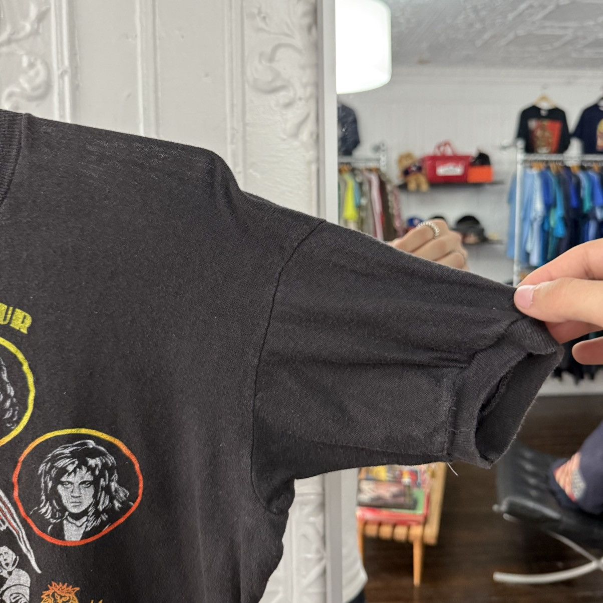 Vintage 1970s vintage Queen graphic band tour tshirt Size US XS / EU 42 / 0 - 5 Thumbnail