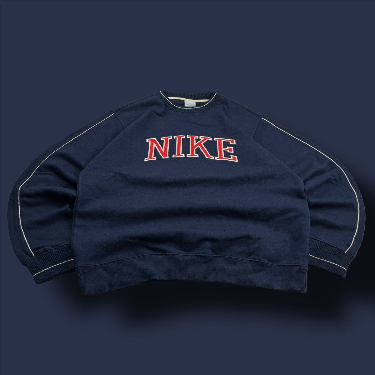 Nike × Vintage NIKE VINTAGE CENTER LOGO OVERSIZE BOXY SWEATSHIRT Size US M / EU 48-50 / 2 - 1 Thumbnail