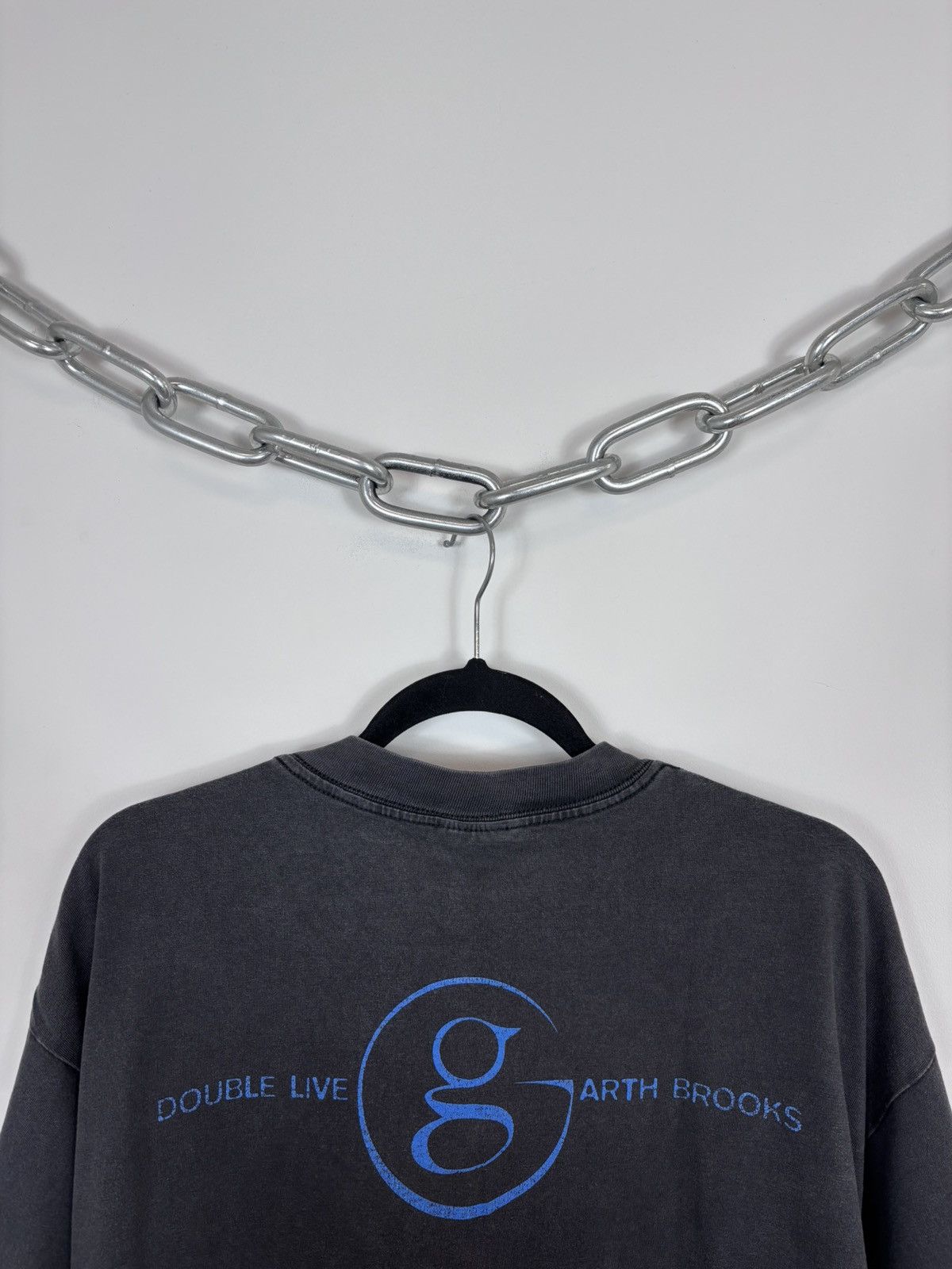 Band Tees Vintage Garth Brooks 1998 Double Live Album Black T-Shirt Size US XL / EU 56 / 4 - 14 Thumbnail