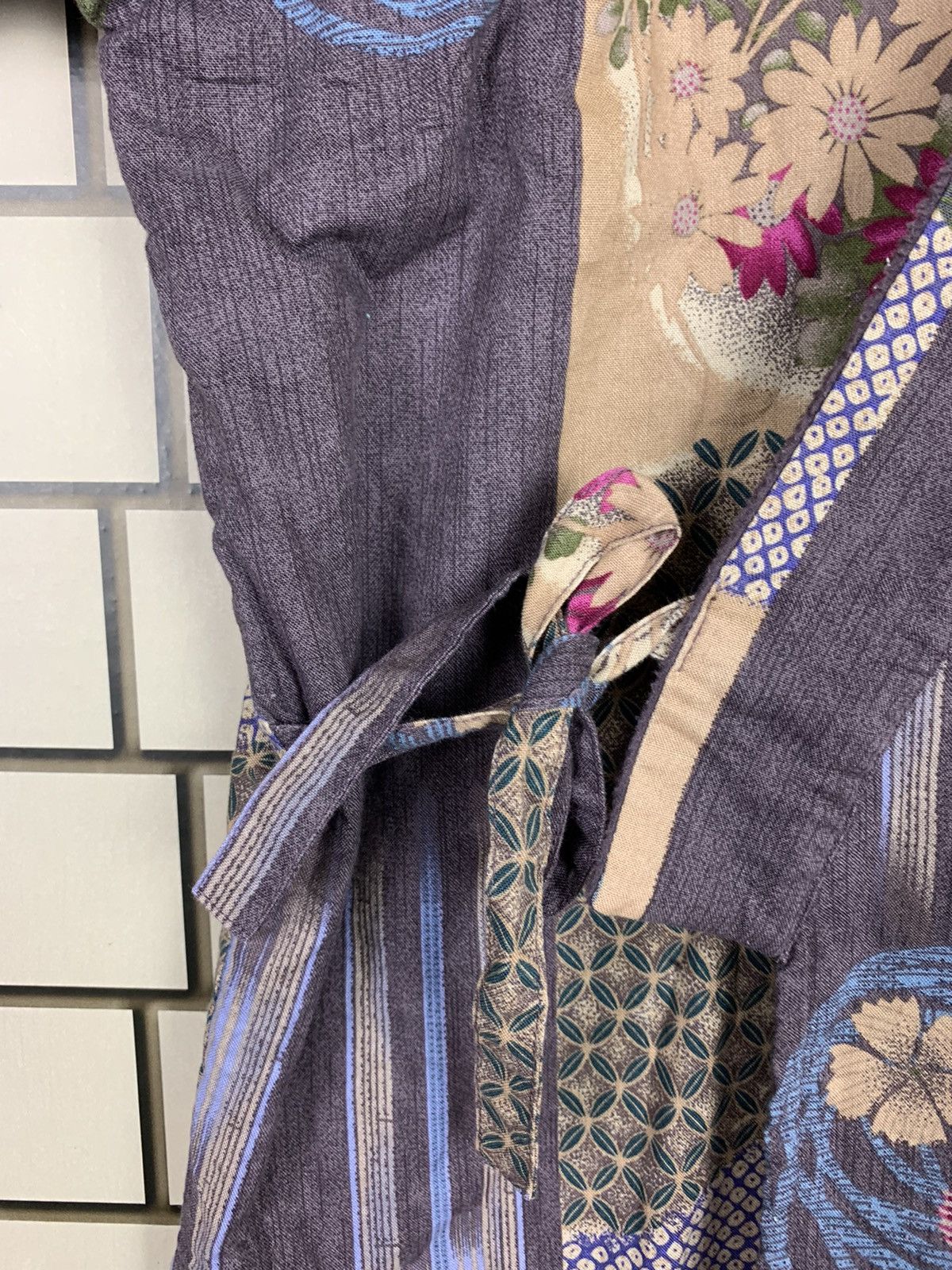 Japanese Brand × Vintage Vintage Japanese Brand Kimono Traditional Flora Designer Size US M / EU 48-50 / 2 - 10 Thumbnail