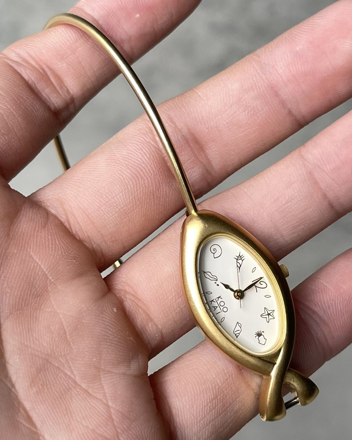 Designer × Japanese Brand × Vintage 𝐕𝐢𝐧𝐭𝐚𝐠𝐞 𝐊𝐎𝐎𝐊𝐀𝐈 𝐅𝐢𝐬𝐡-𝐬𝐡𝐚𝐩𝐞𝐝 𝐂𝐚𝐬𝐞 𝐆𝐨𝐥𝐝 𝐓𝐨𝐧𝐞 𝐁𝐫𝐚𝐜𝐞𝐥𝐞𝐭 𝐖𝐚𝐭𝐜𝐡 🎣 Size ONE SIZE - 6 Thumbnail