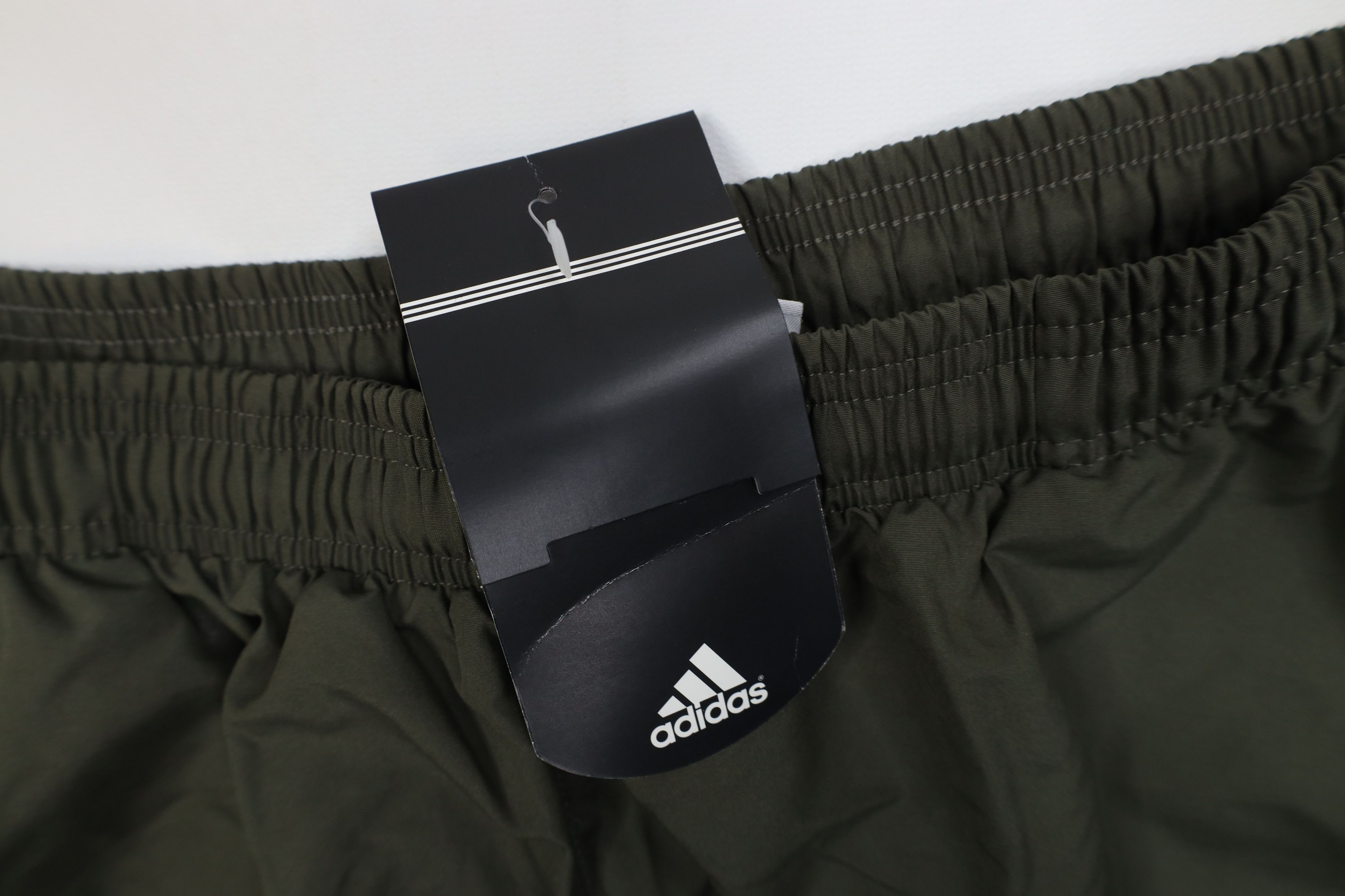Adidas Deadstock Vintage Y2K 2002 Adidas Lined Windbreaker Shorts Size US 34 / EU 50 - 8 Thumbnail