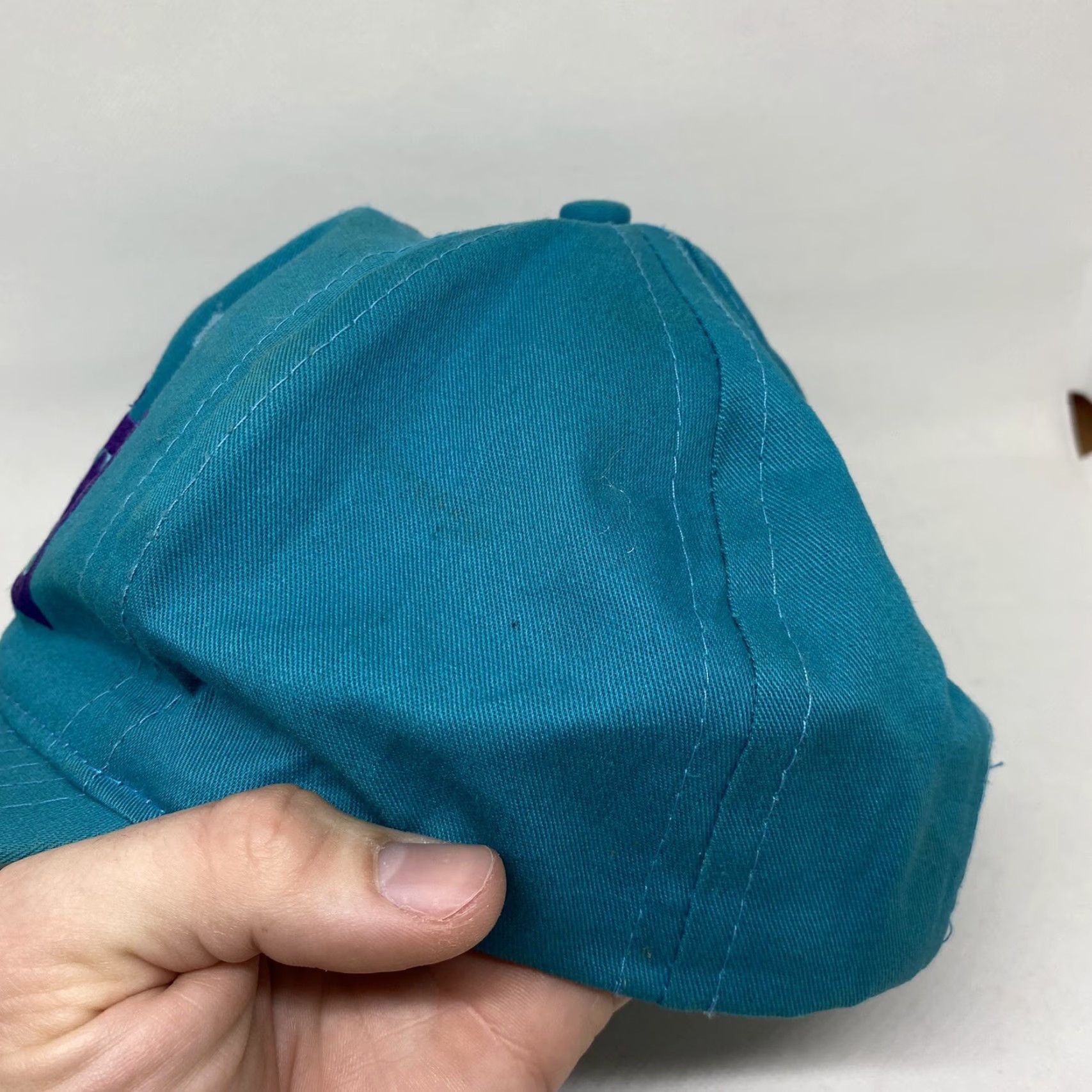 NBA VINTAGE Charlotte Hornets Hat 90s NBA Snapback Baseball Cap Blue Adjustable Unisex Adults Womens? Size ONE SIZE - 5 Thumbnail
