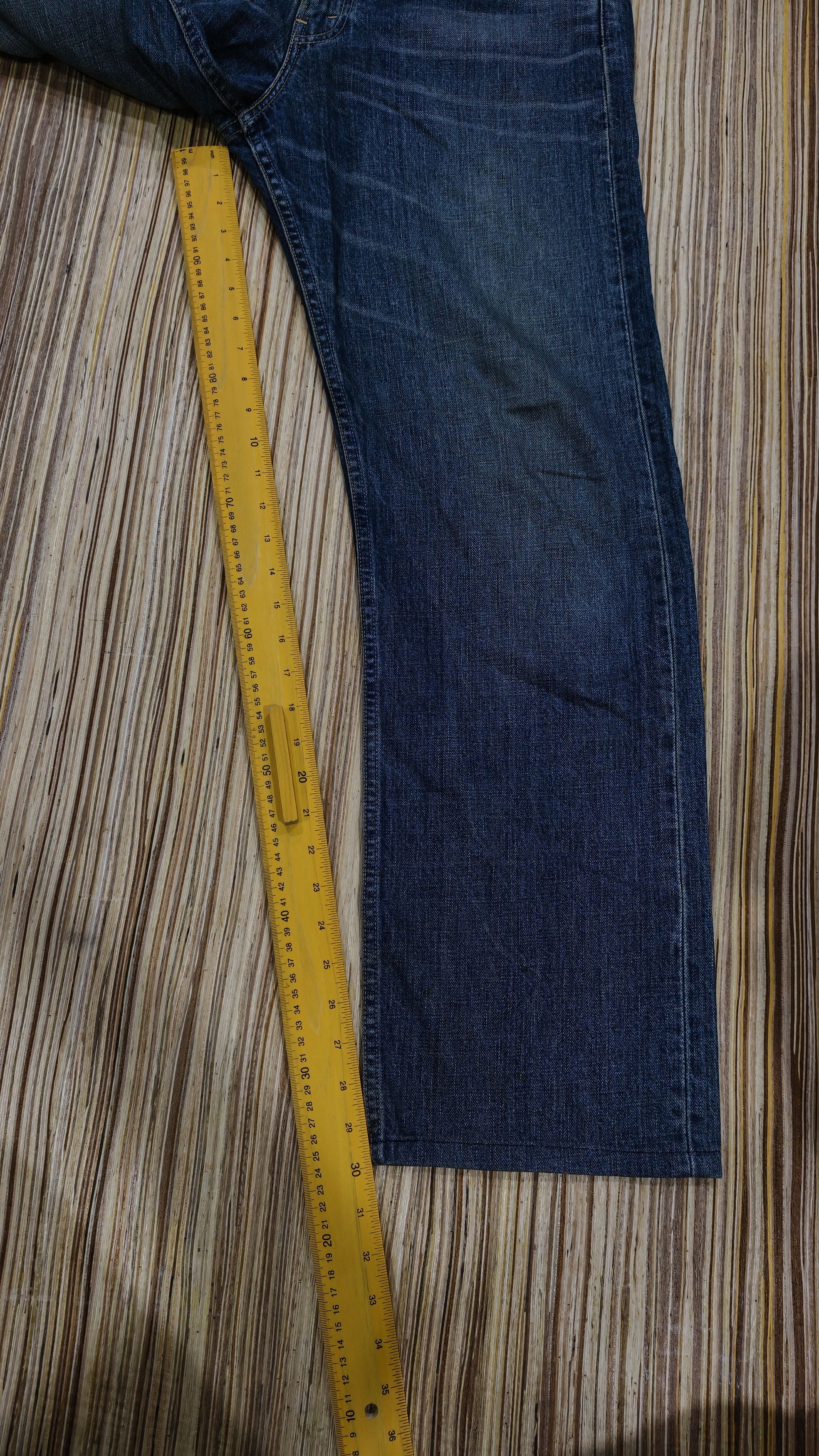 Levis 512 denim jeans