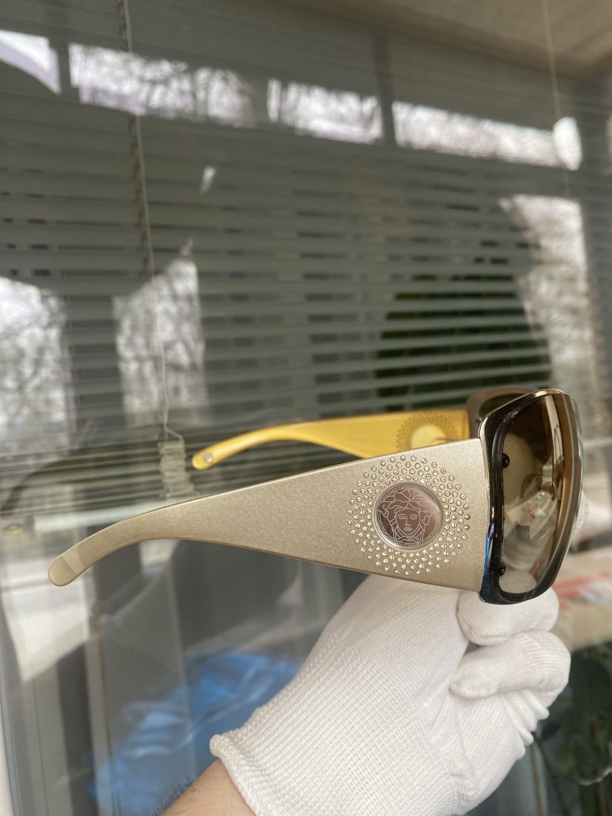 Versace × Vintage Versace luxury Mask wmns sunglasses Size ONE SIZE - 3 Thumbnail