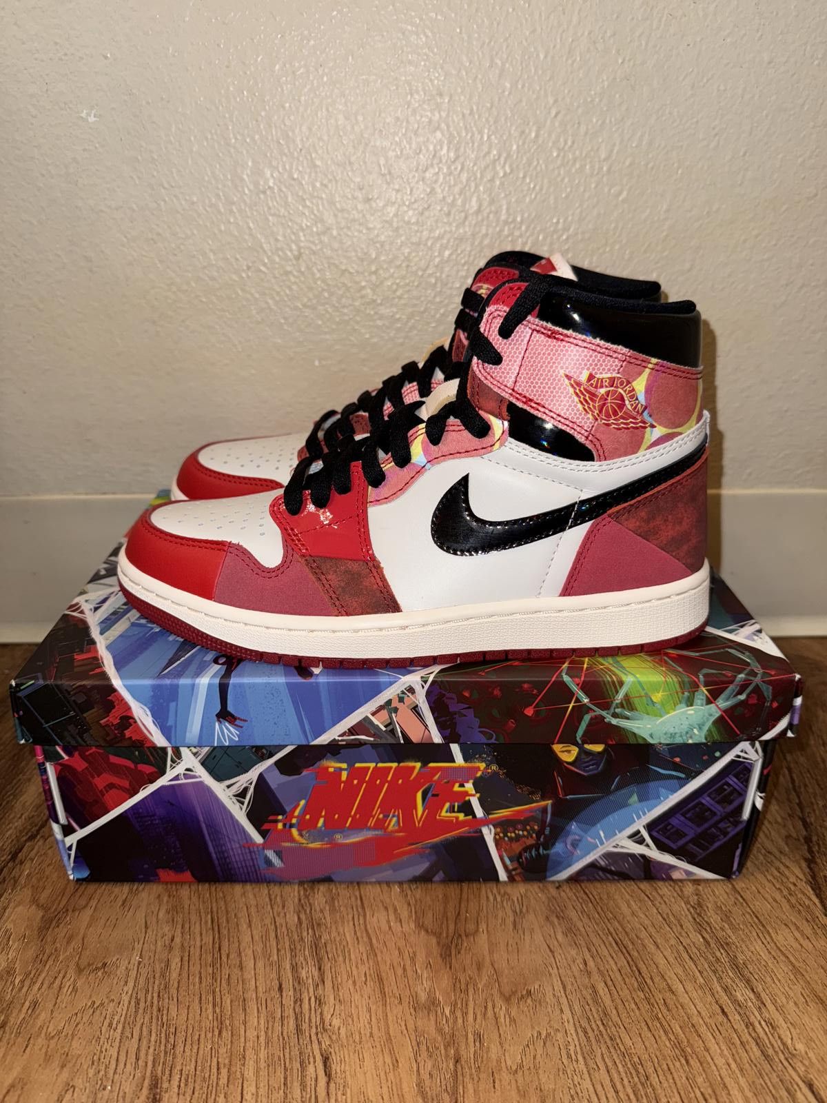 Nike Jordan 1 Retro High OG Spider-Man Across The Spider-Verse (Special Box) F&F Size US 5.5 / EU 38 - 3 Thumbnail