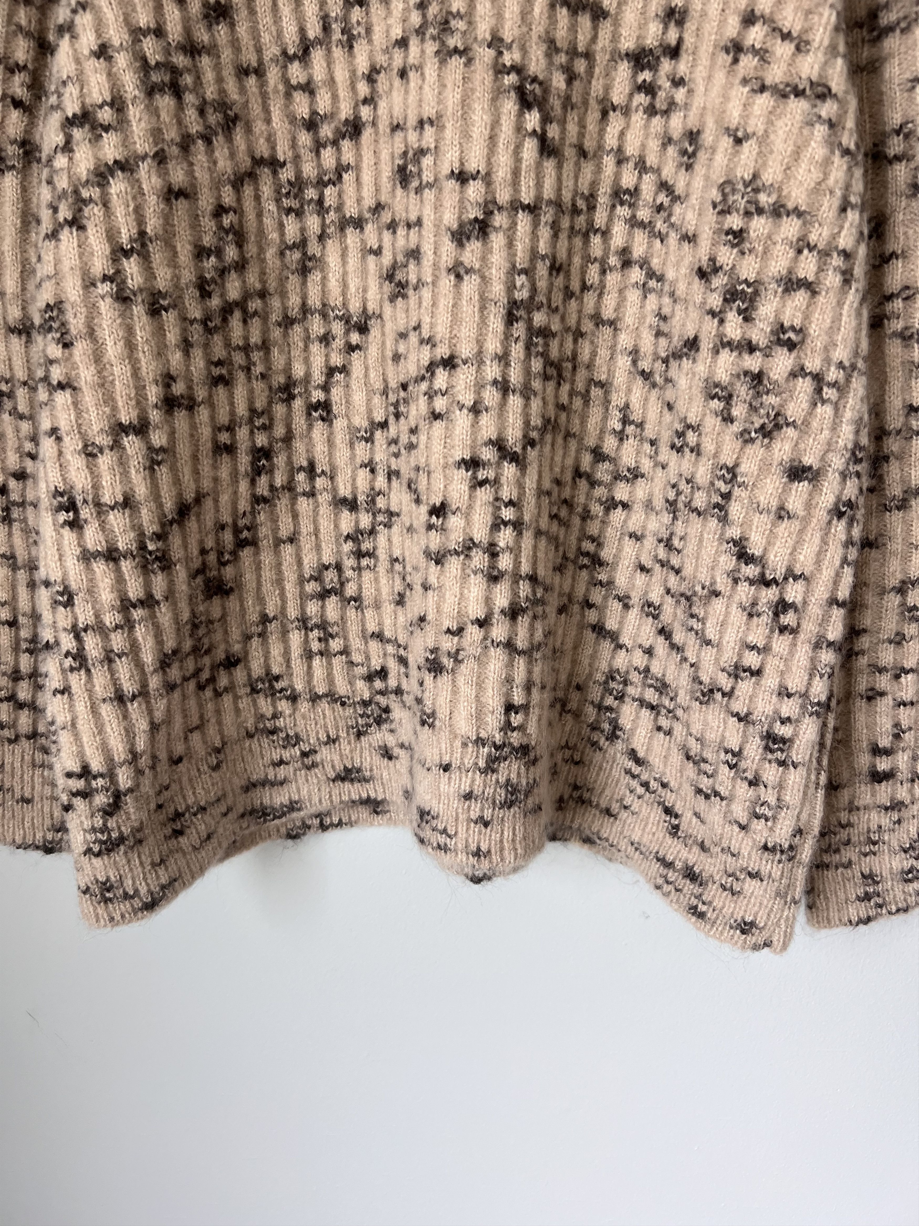 Raf Simons Raf Simons Mohair Ribbed Sweater in Beige Size US L / EU 52-54 / 3 - 3 Thumbnail