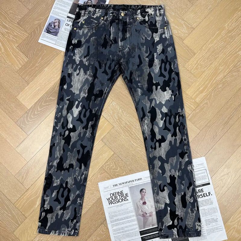 Versace Versace Black Camo Design Men’s Casual Pants 0089 Size US 32 / EU 48 - 1 Thumbnail