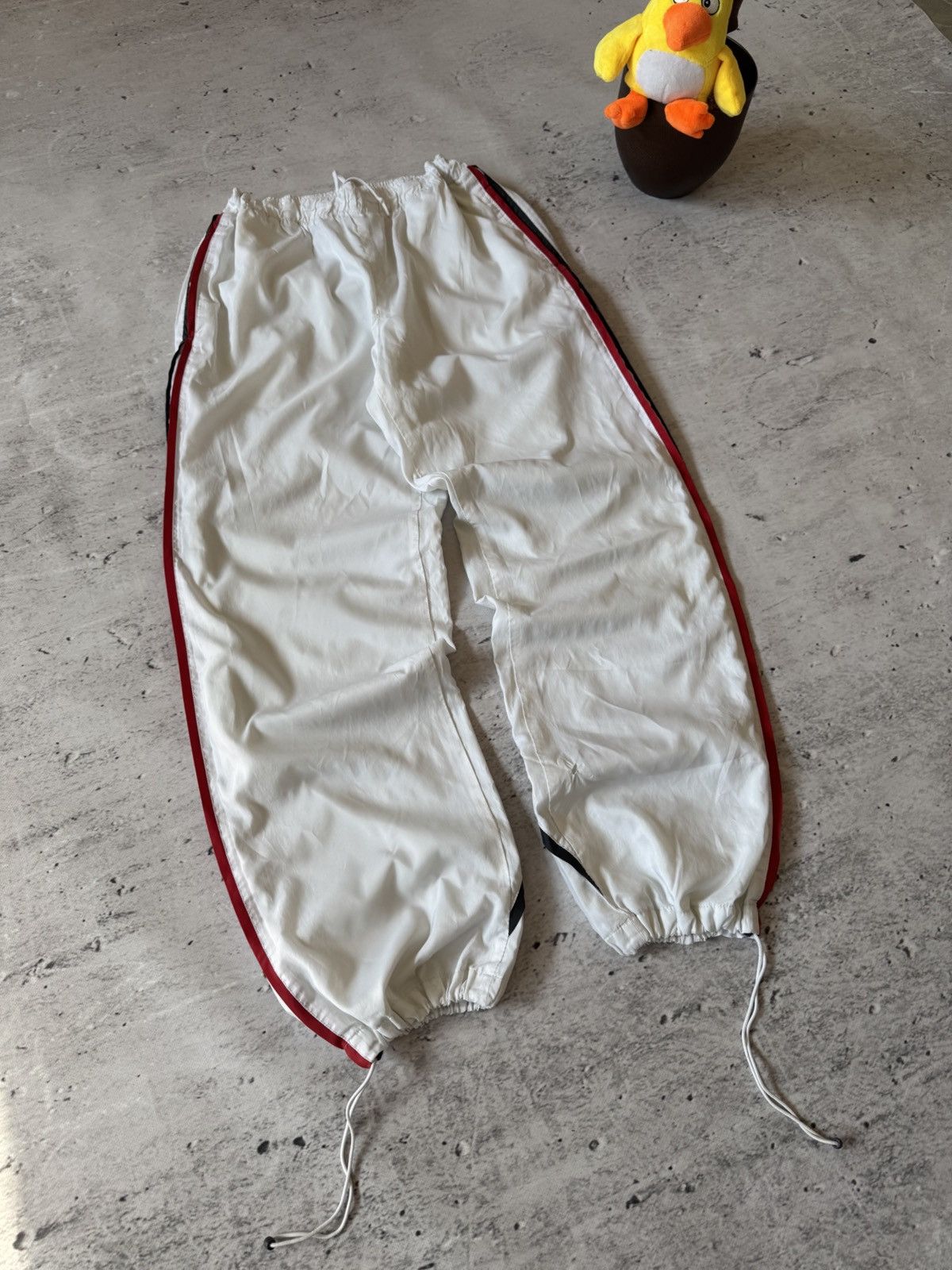 Nike × Vintage NIKE TN PLUS NYLON VINTAGE Y2K OVERSIZE BAGGY SWEATPANTS Size US 32 / EU 48 - 1 Thumbnail