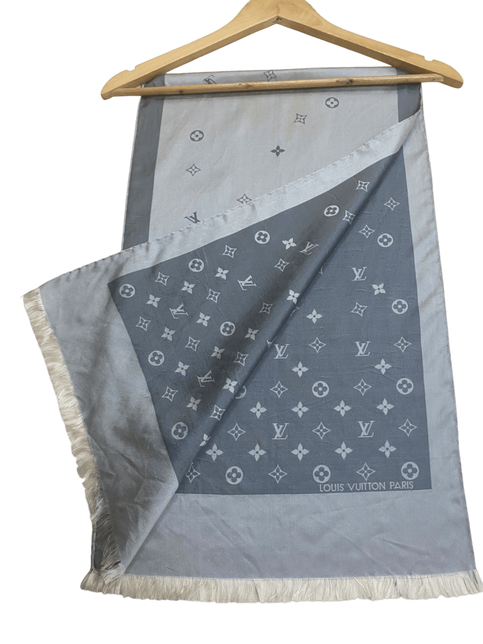 Louis Vuitton Monogram Louis Vuitton Silk Scarf Size ONE SIZE - 1 Thumbnail