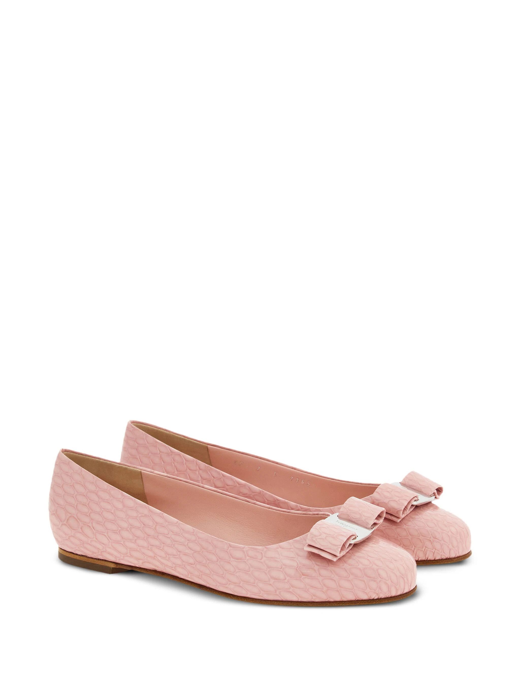 Salvatore Ferragamo o1s1rm0924 Varina Flats in Pink Size US 5.5 / IT 35.5 - 2 Thumbnail