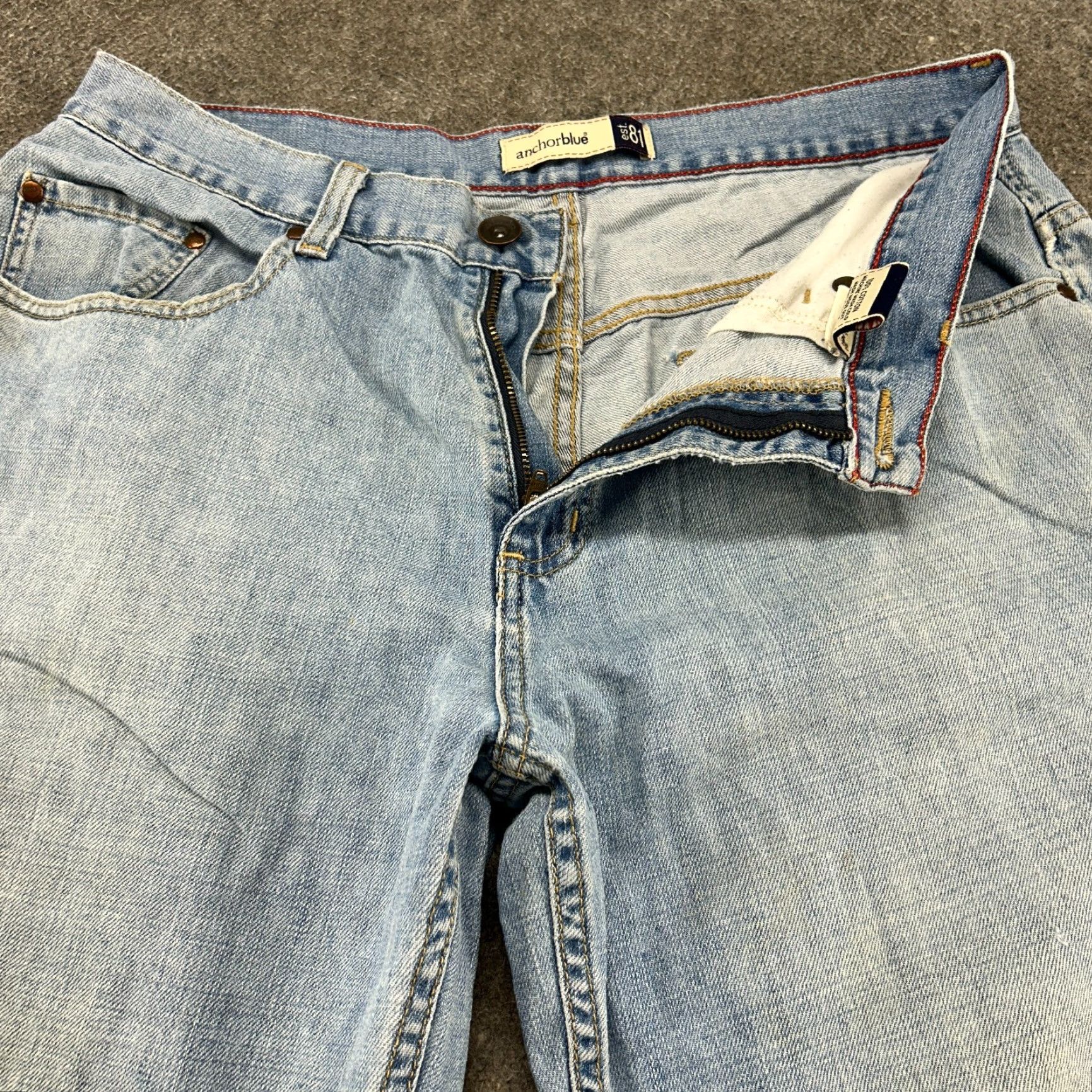 Anchor Blue VINTAGE Anchor Blue Jeans Mens 33x30 Blue Jeans Relaxed 90s Grunge Light Wash Cotton Denim Baggy 5-Pocket Design, 30 In Inseam Mens, Regular, Blue Size US 33 - 2 Thumbnail