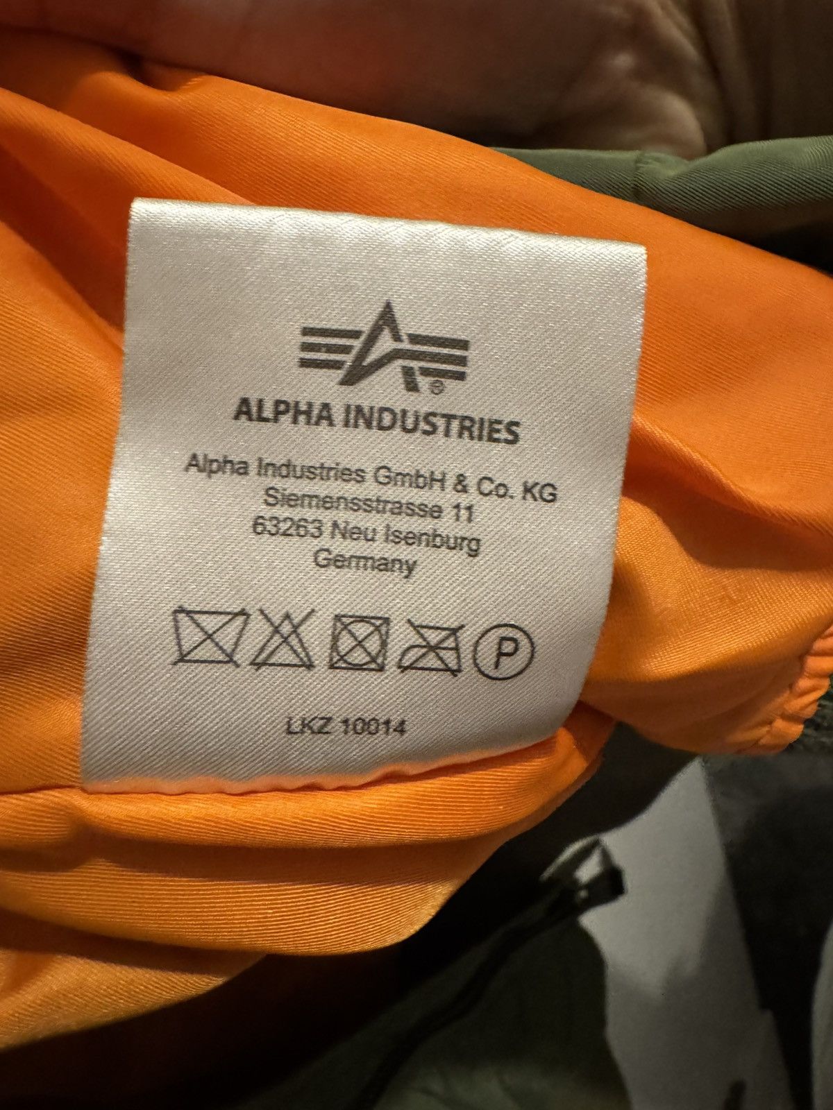 Alpha Industries Alpha Industries Bomber Size US L / EU 52-54 / 3 - 4 Thumbnail