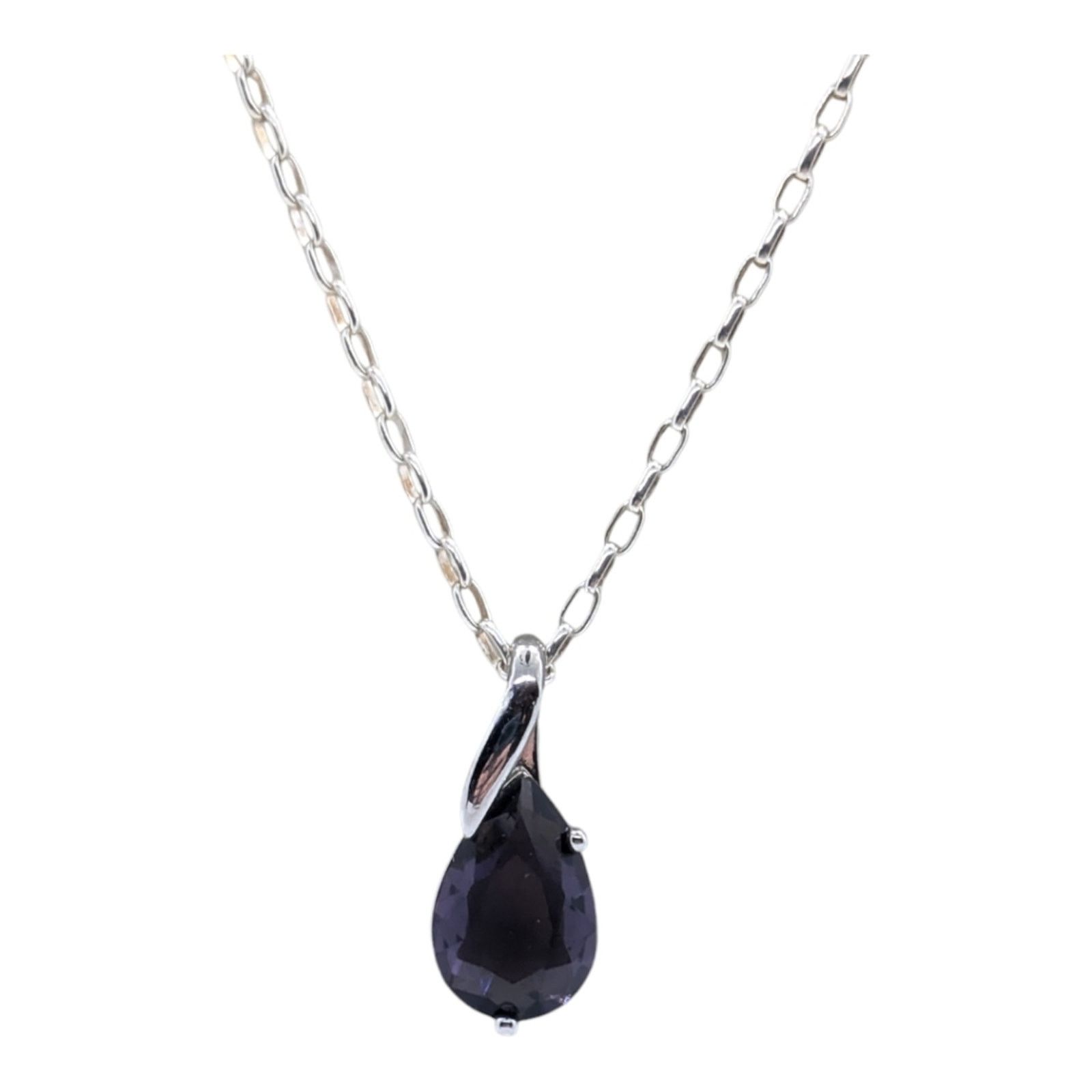 The Unbranded Brand Amethyst pendant in Sterling silver setting with Necklace Size ONE SIZE - 3 Thumbnail