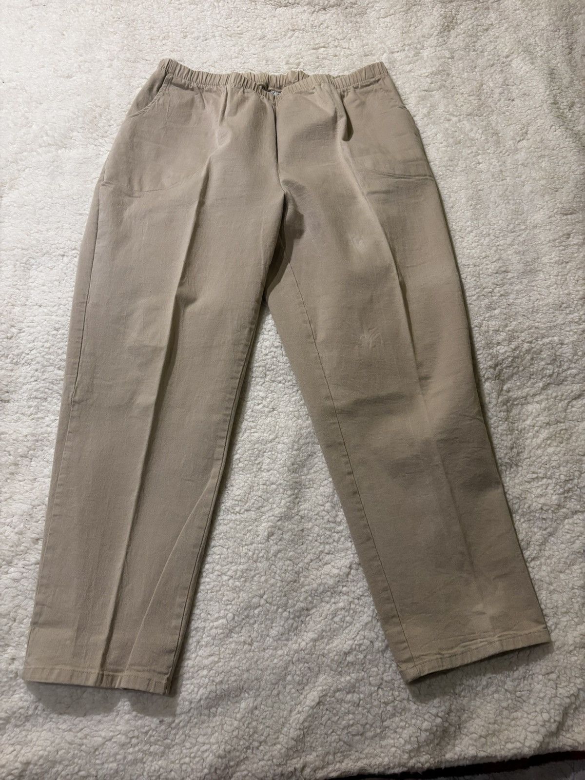Other Women’s beige cotton chino pants1646 Size 40" / US 18 - 6 Thumbnail