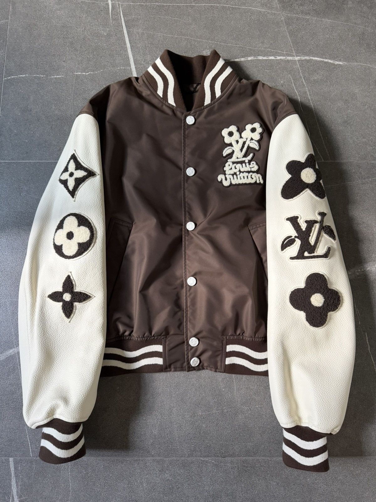 Louis Vuitton × Tyler The Creator Louis Vuitton Tyler The Creator Logo Embroidered Bomber Size US S / EU 44-46 / 1 - 2 Thumbnail