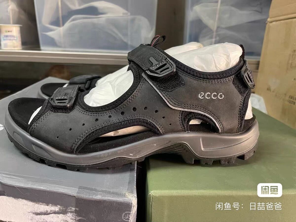 Ecco ECCO Men's Velcro Sandals Size US 10 / EU 43 - 1 Thumbnail