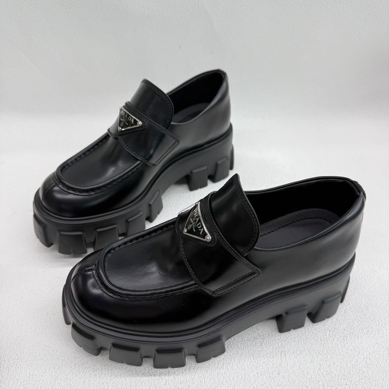 Prada Prada Black Lowtop Sneakers us_5 Women Size US 5 / IT 35 - 1 Thumbnail