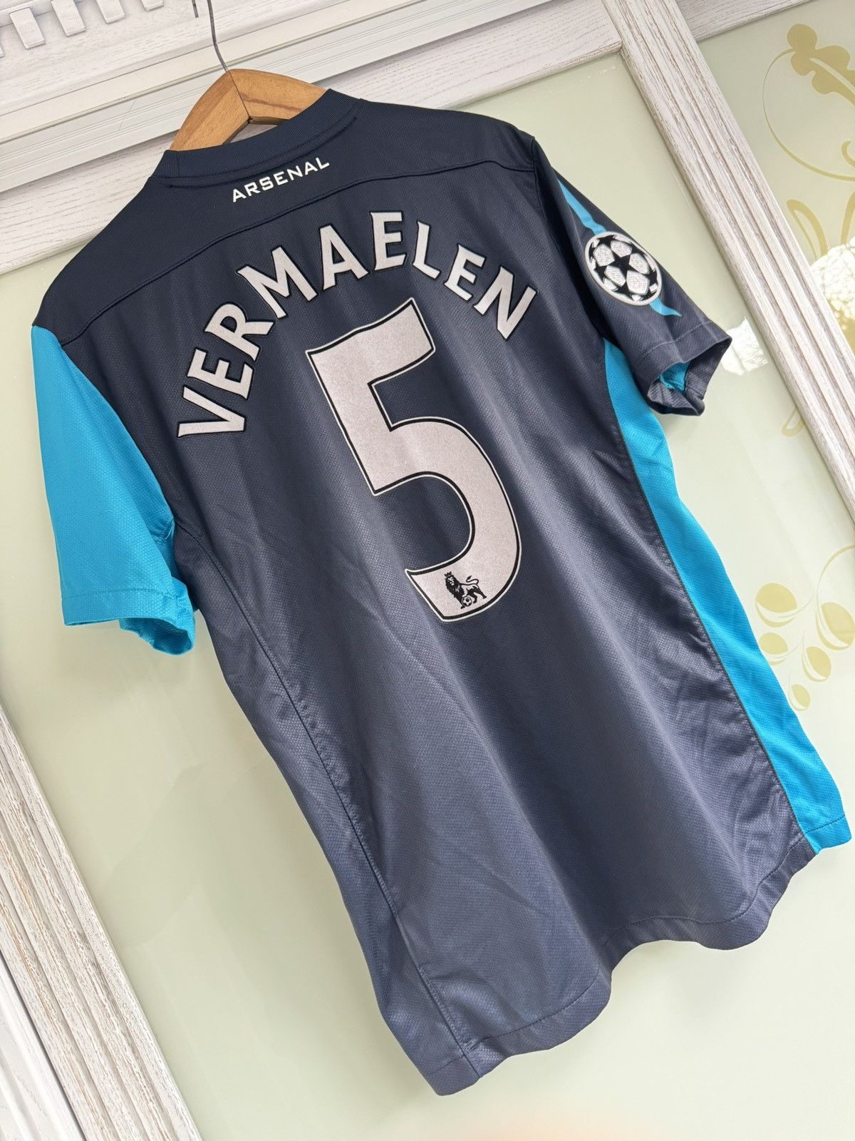 Nike Vermaelen #5 Arsenal 2011-2012 Away Soccer Jersey Kit Shirt Size US M / EU 48-50 / 2 - 5 Thumbnail