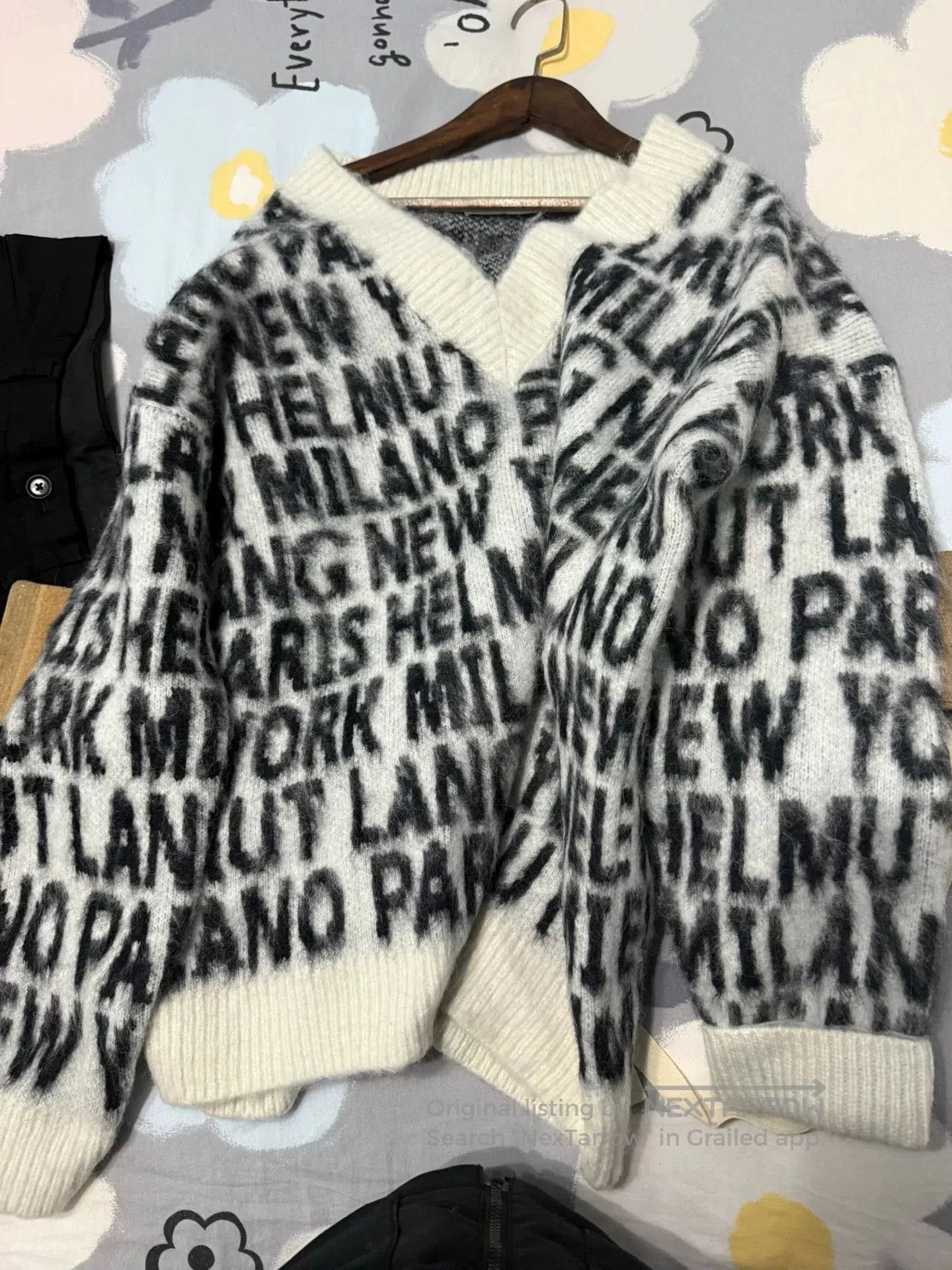 Helmut Lang Helmut Lang Fuzzy Sweater in Black and White. Size S / US 4 / IT 40 - 6 Thumbnail
