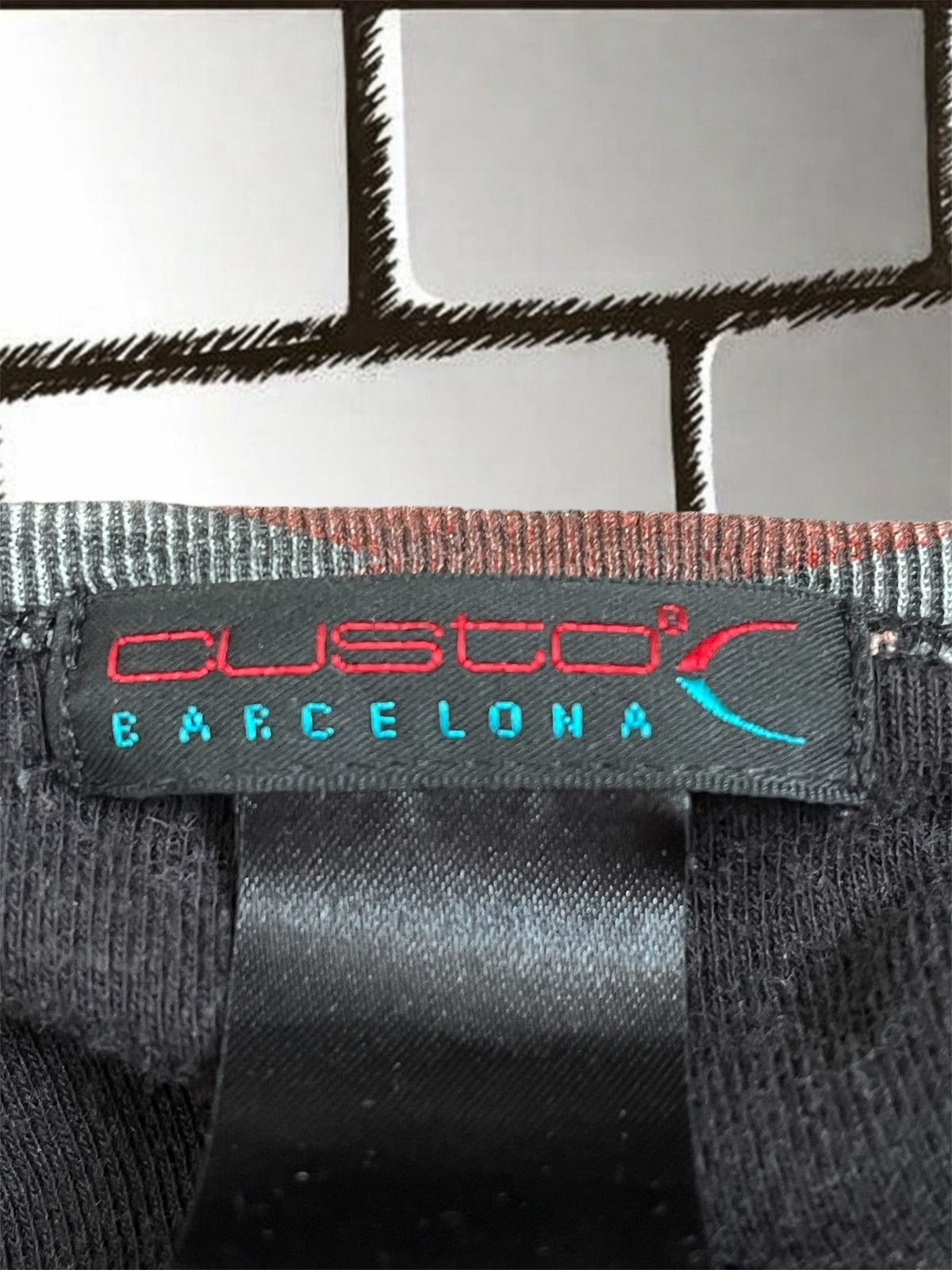 Custo Barcelona Custo Barcelona Vintage Graphic Longsleeve Size US M / EU 48-50 / 2 - 3 Thumbnail