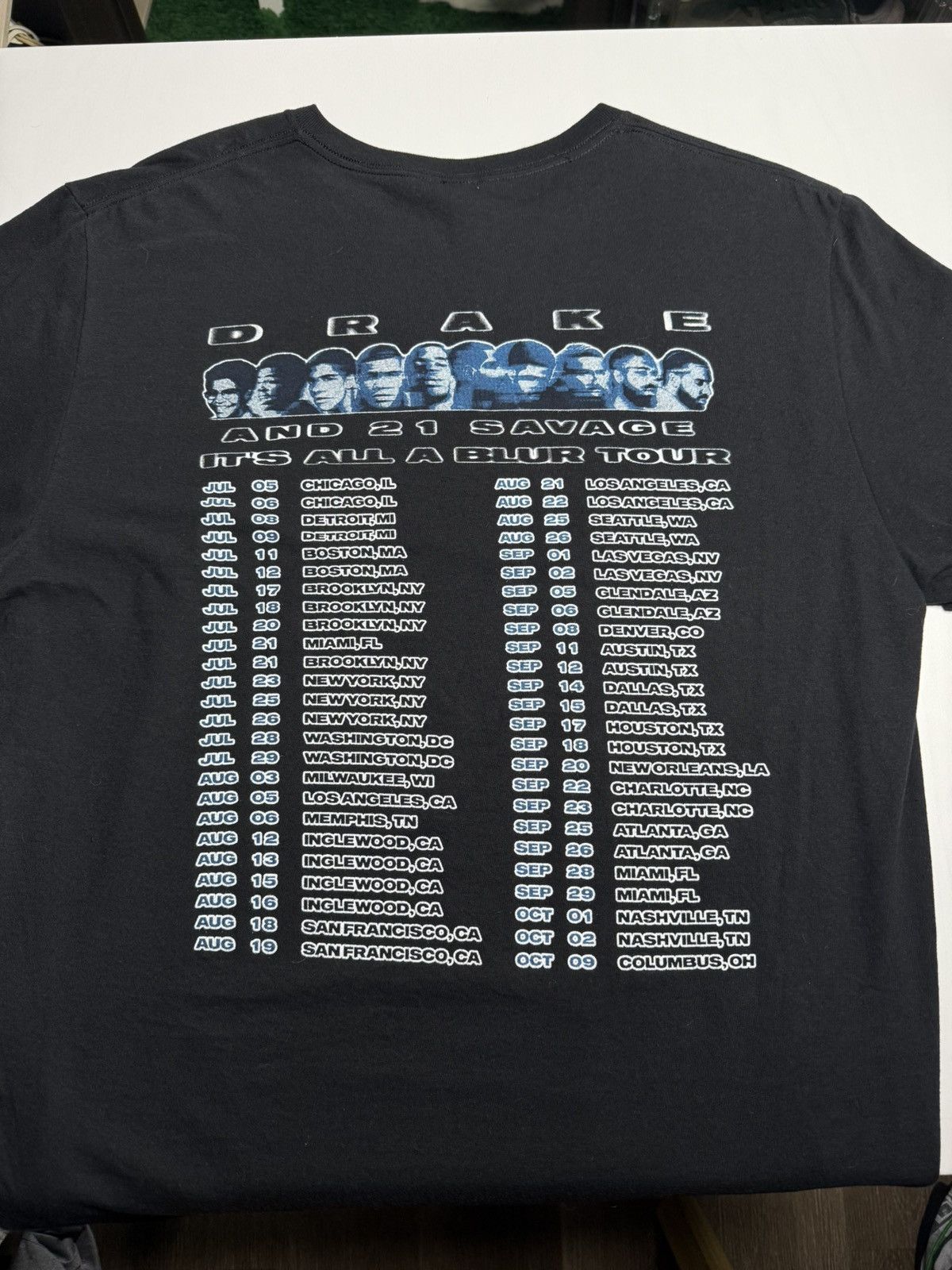 Other Bootleg Drake It’s All A Blur Tour Tee “Black” (XL) PREOWNED Size US XL / EU 56 / 4 - 5 Thumbnail