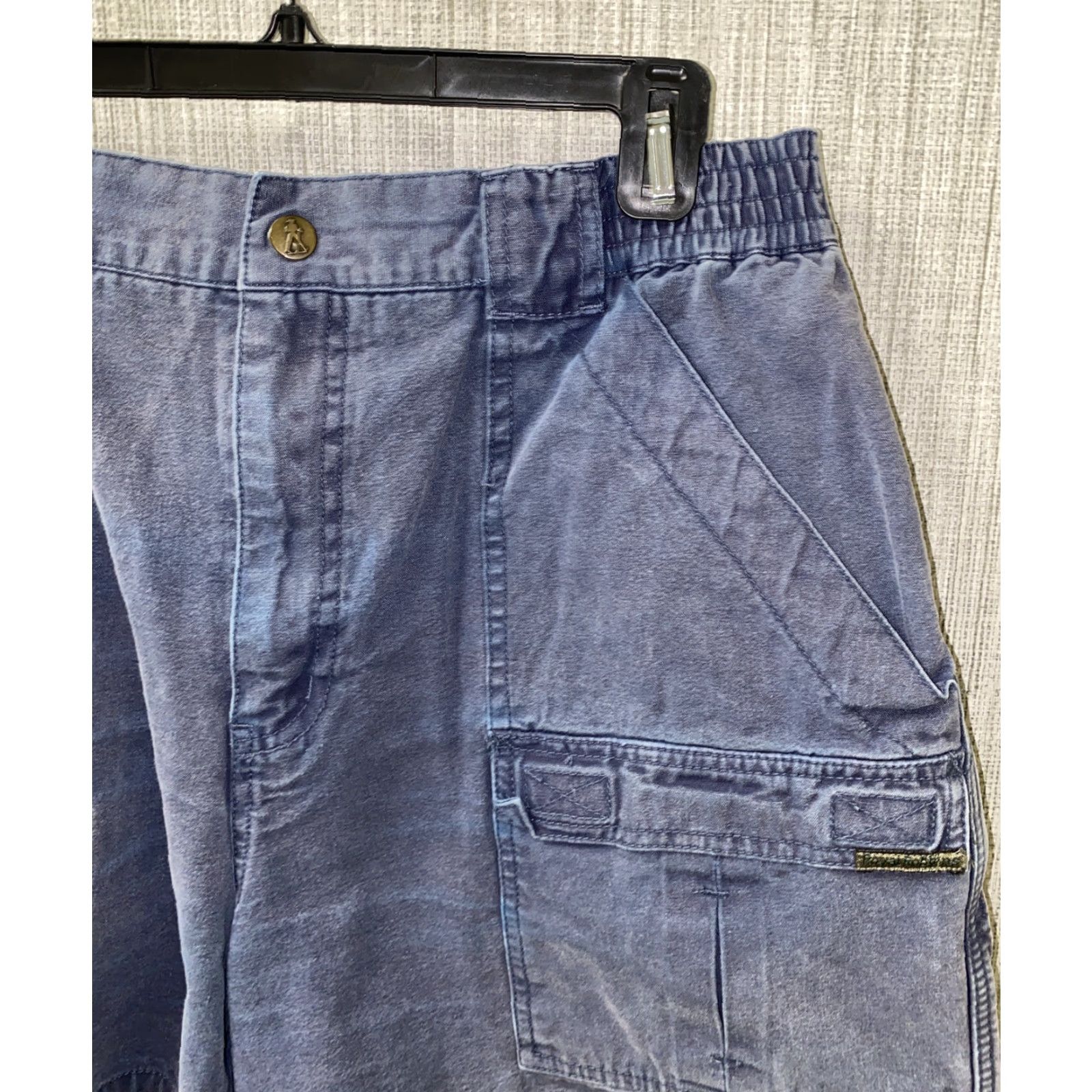Vintage Sierra Trading Post Mens Blue Cotton Cargo Shorts Size 36, Regular Fit, Flat Front, Casual Size US 36 / EU 52 - 2 Thumbnail