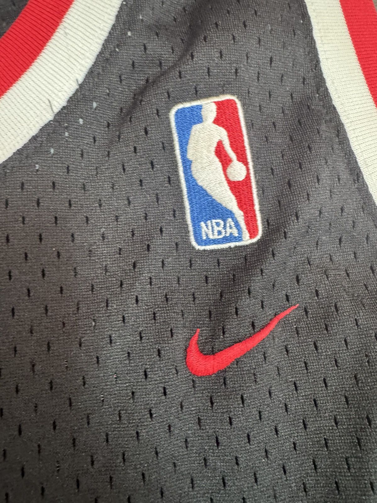 Nike Trail Blazers Shareef Abdul-Rahim #33 NBA Stitched Jersey Size US XXL / EU 58 / 5 - 5 Thumbnail