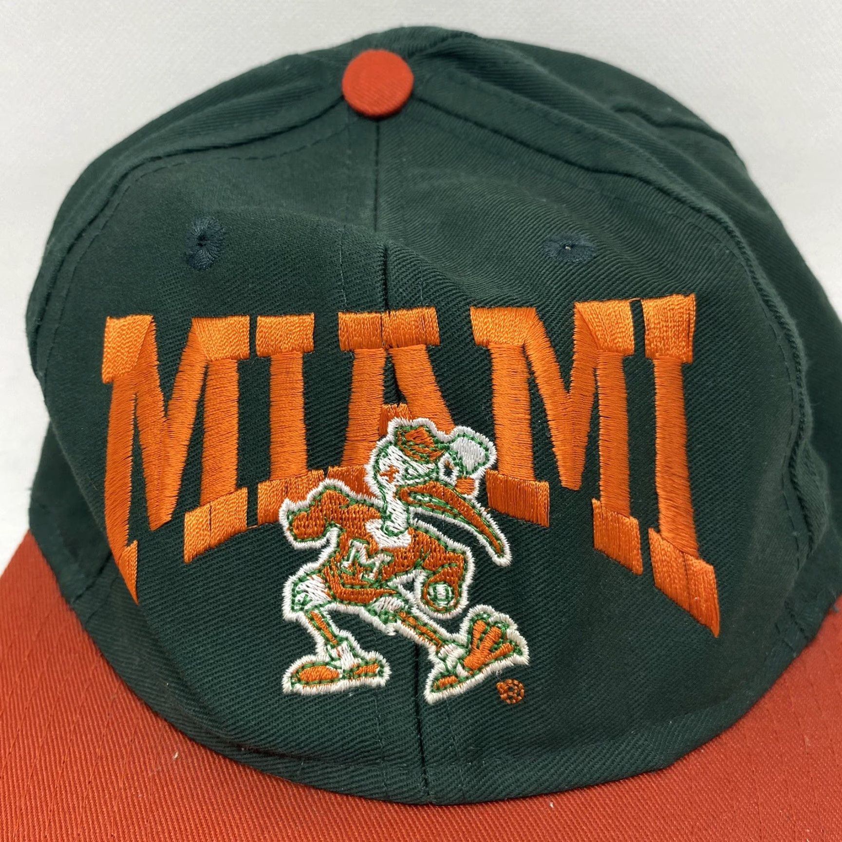 NCAA VINTAGE University of Miami Hat Cap Hurricanes Canes NCAA Snapback Baseball Cap Men's Adjustable Green 90s Logo Size ONE SIZE - 3 Thumbnail