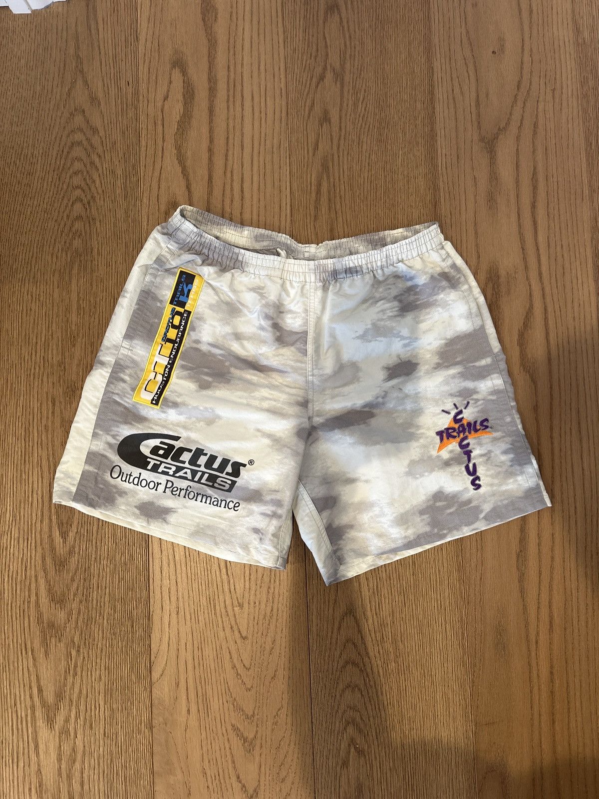 Travis Scott Cactus Trails Shorts - Size Small Size US 28 / EU 44 - 1 Thumbnail
