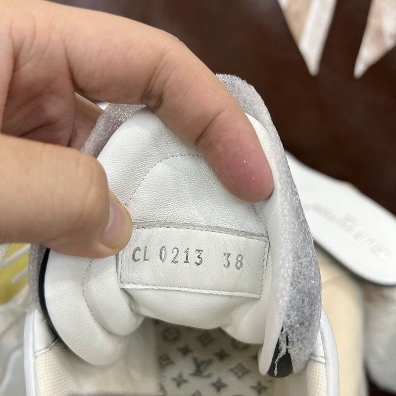 Louis Vuitton Louis Vuitton Archlight 2. Size US 7 / EU 40 - 5 Thumbnail