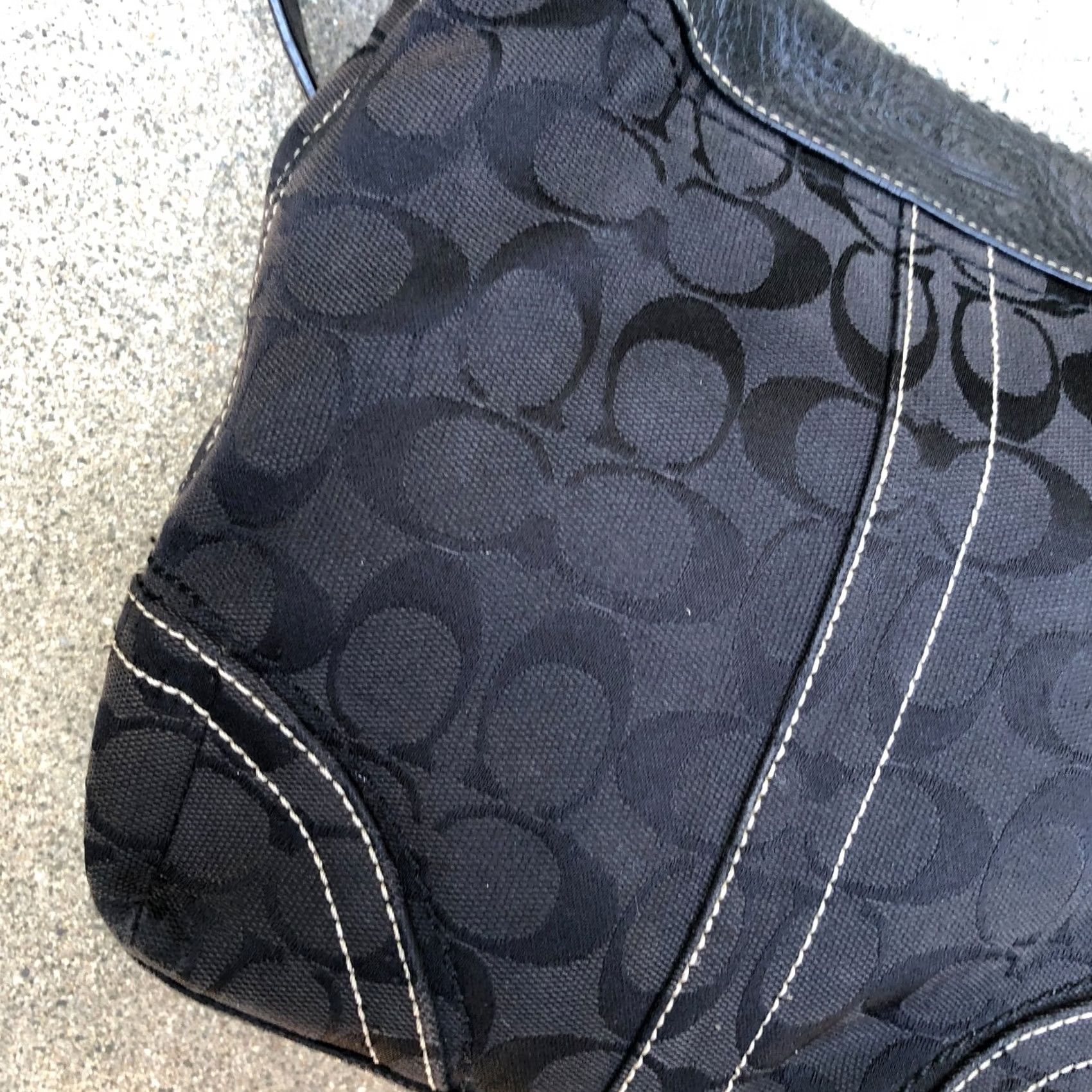 Coach VINTAGE Coach Crossbody Signature Monogram Purse Women's Black Bag G065-10402 Size ONE SIZE - 5 Thumbnail