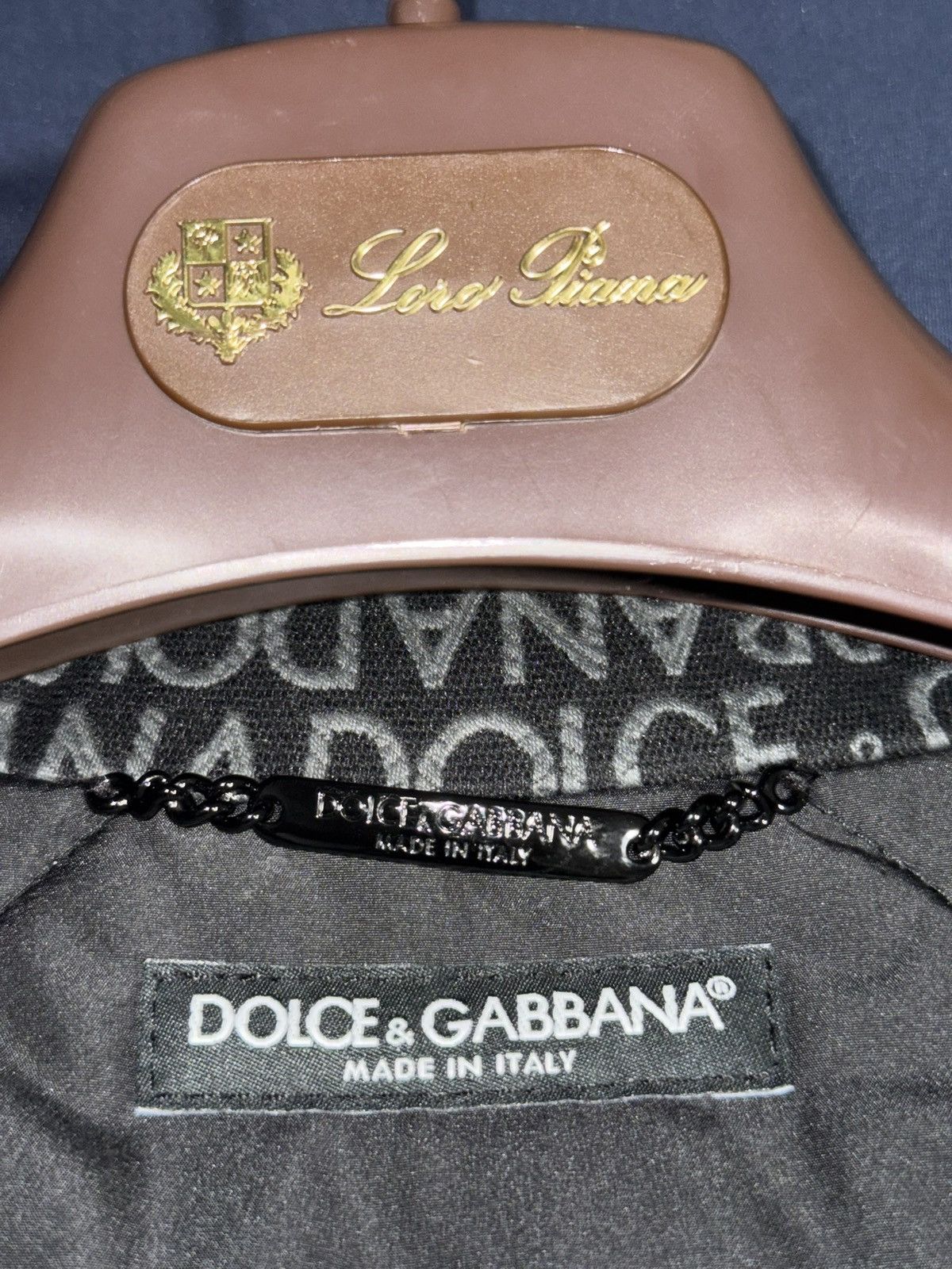 Dolce & Gabbana Dolce & Gabbana logo-printed shirt jacket Size US L / EU 52-54 / 3 - 9 Thumbnail
