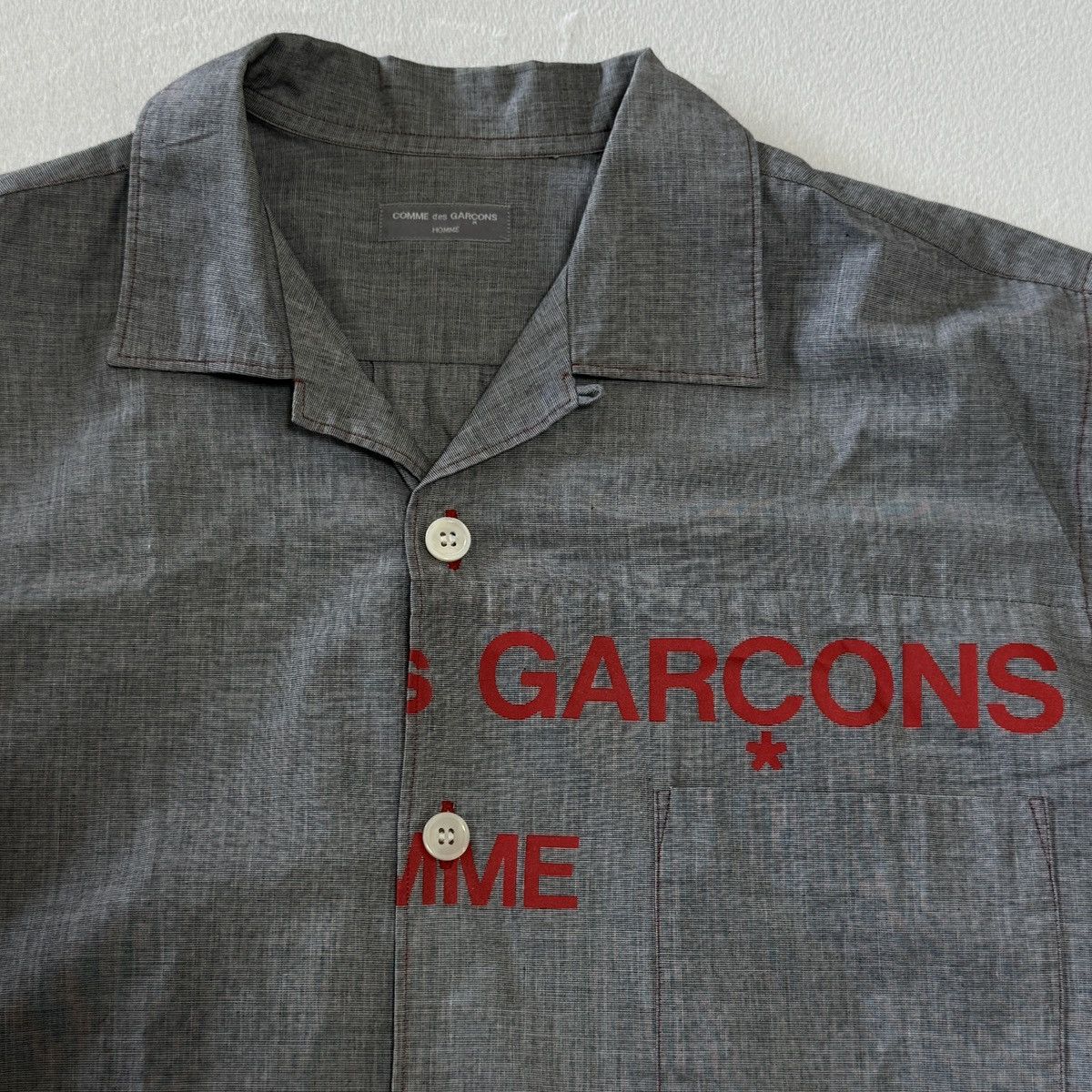 Comme des Garcons AD2001 COMME des GARCONS HOMME split logo SS shirt archive Size US M / EU 48-50 / 2 - 3 Thumbnail