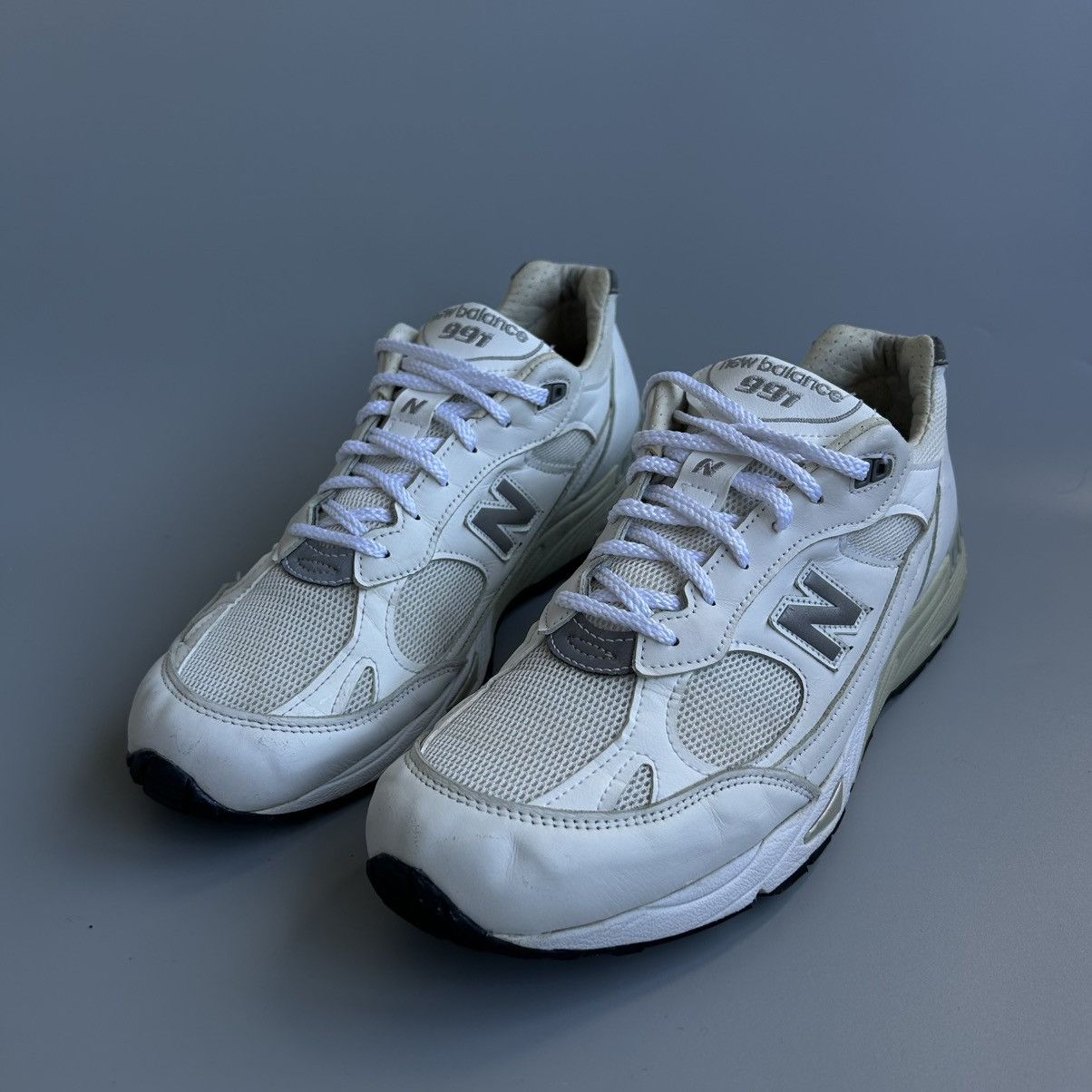 New Balance New Balance 991 Made In England 🏴󠁧󠁢󠁥󠁮󠁧󠁿 UK White Leather 990 993 Size US 11.5 / EU 44-45 - 9 Thumbnail