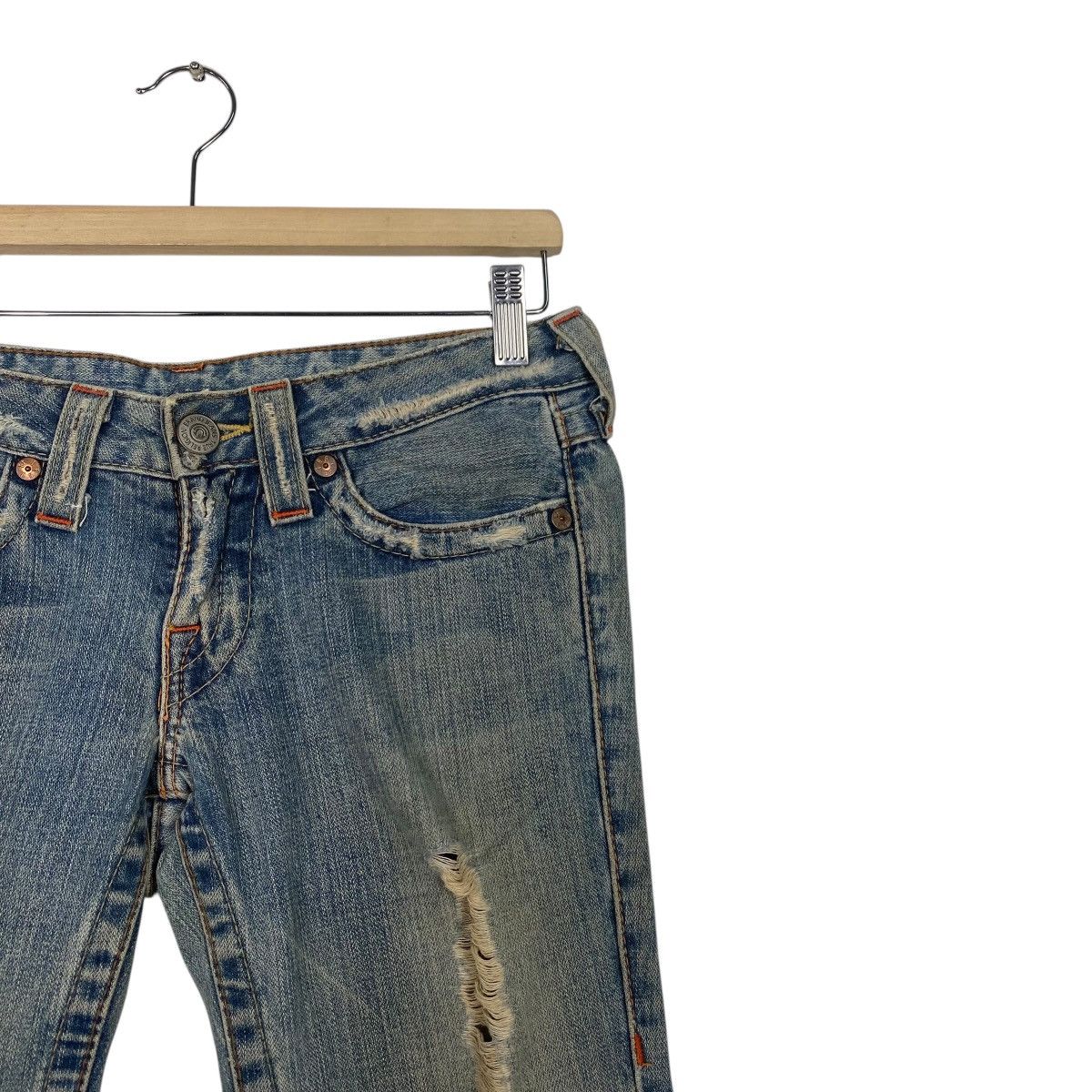 True Religion True Religion distressed flare pant Size 28" / US 6 / IT 42 - 5 Thumbnail