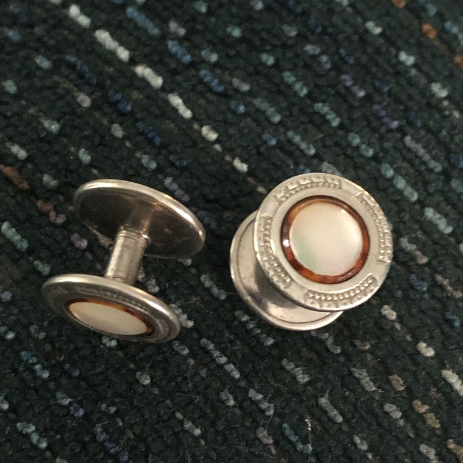 Vintage Vintage gentleman mother of Pearl shirt studs Size ONE SIZE - 2 Thumbnail