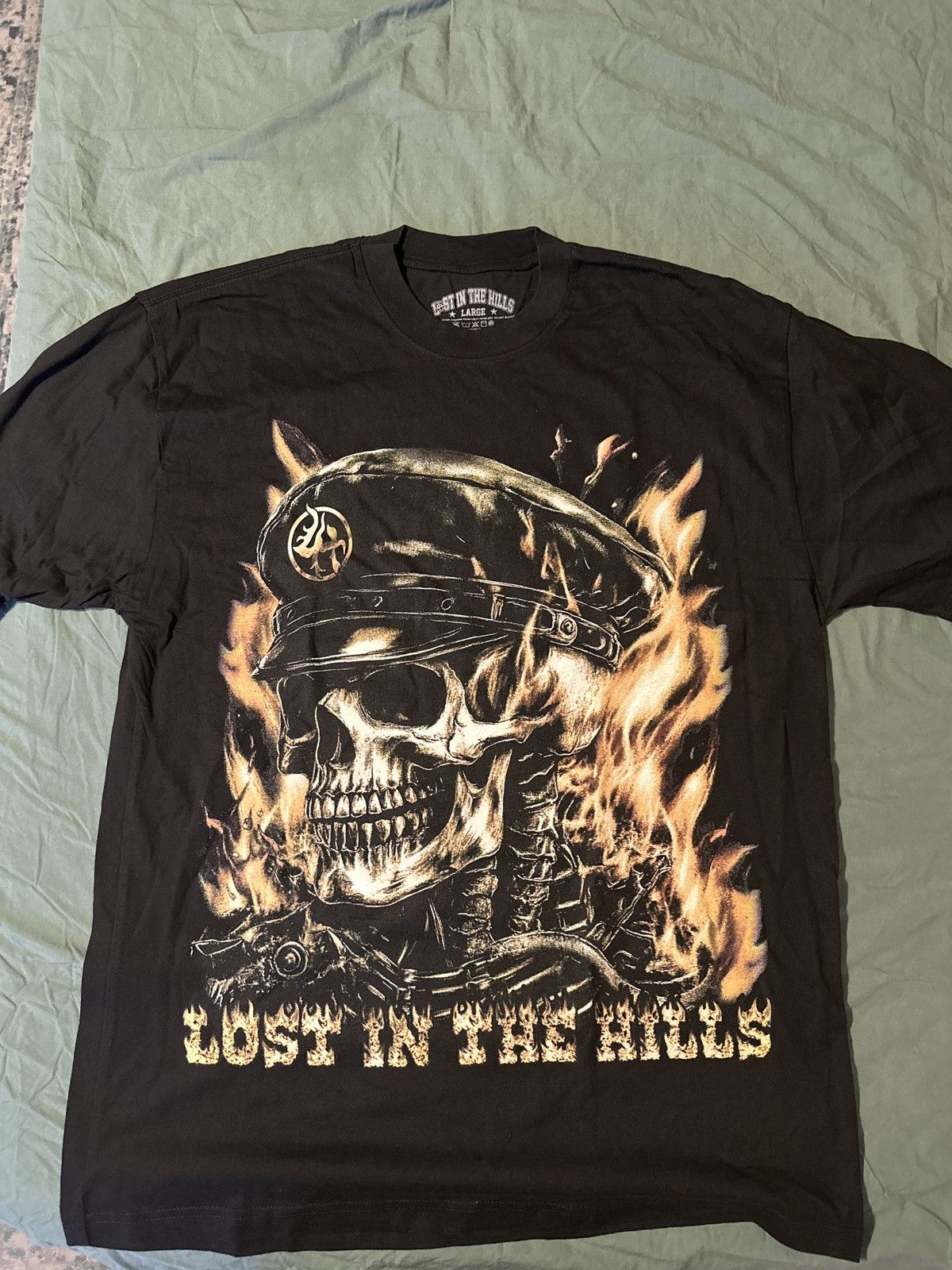 Other Lost In The Hills Flaming Skull T-Shirt (Size Large) Size US L / EU 52-54 / 3 - 1 Thumbnail
